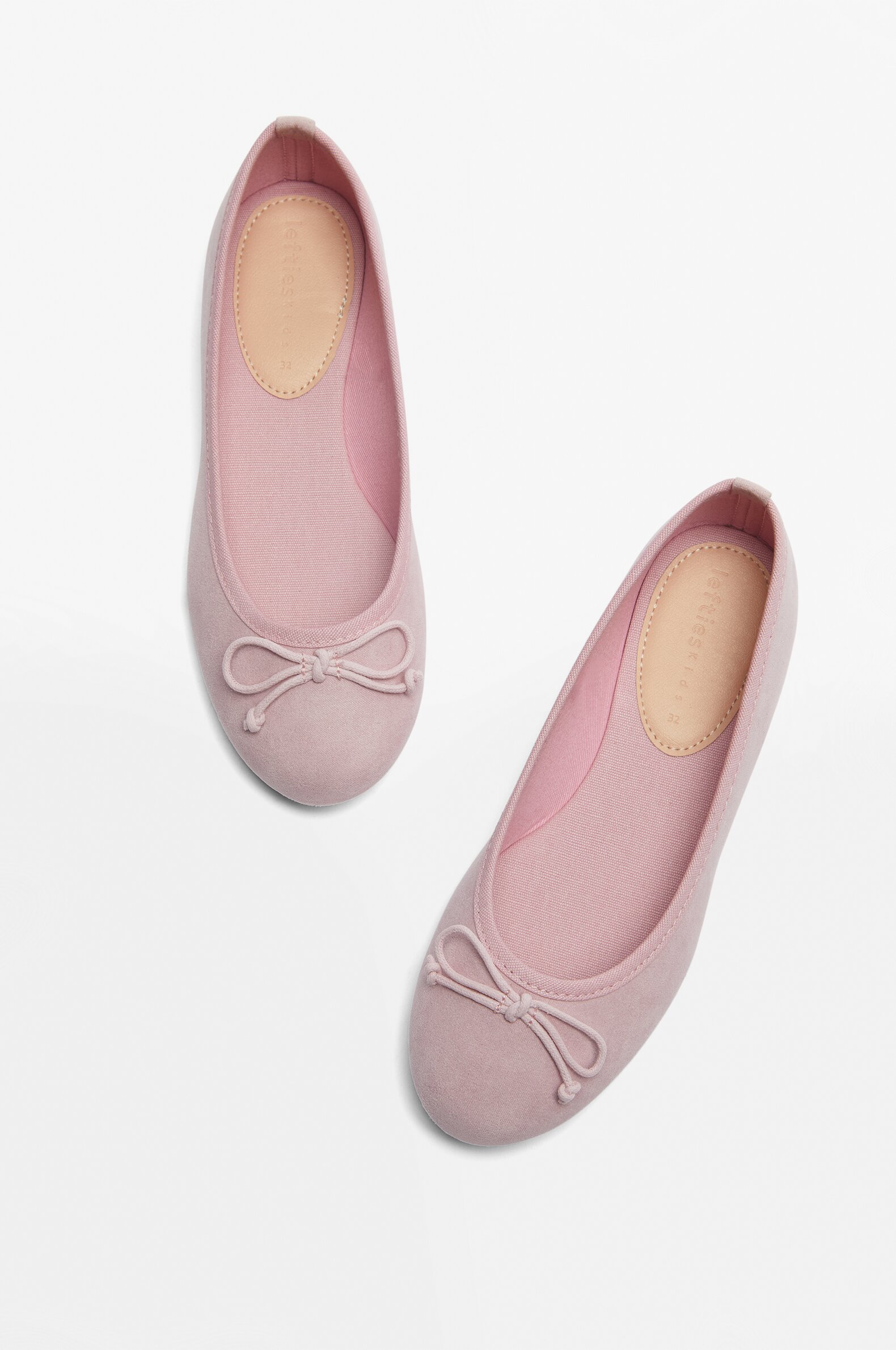 Pale pink shop flat shoes