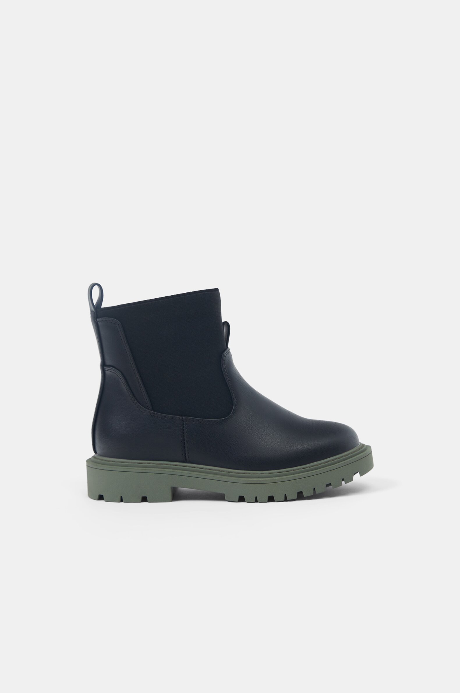 Girl on sale chelsea boots