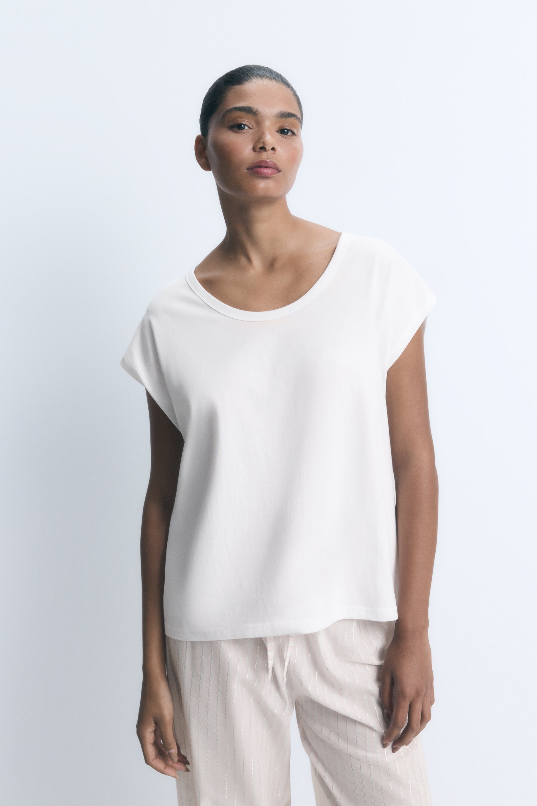 Pijama detalles metalizados