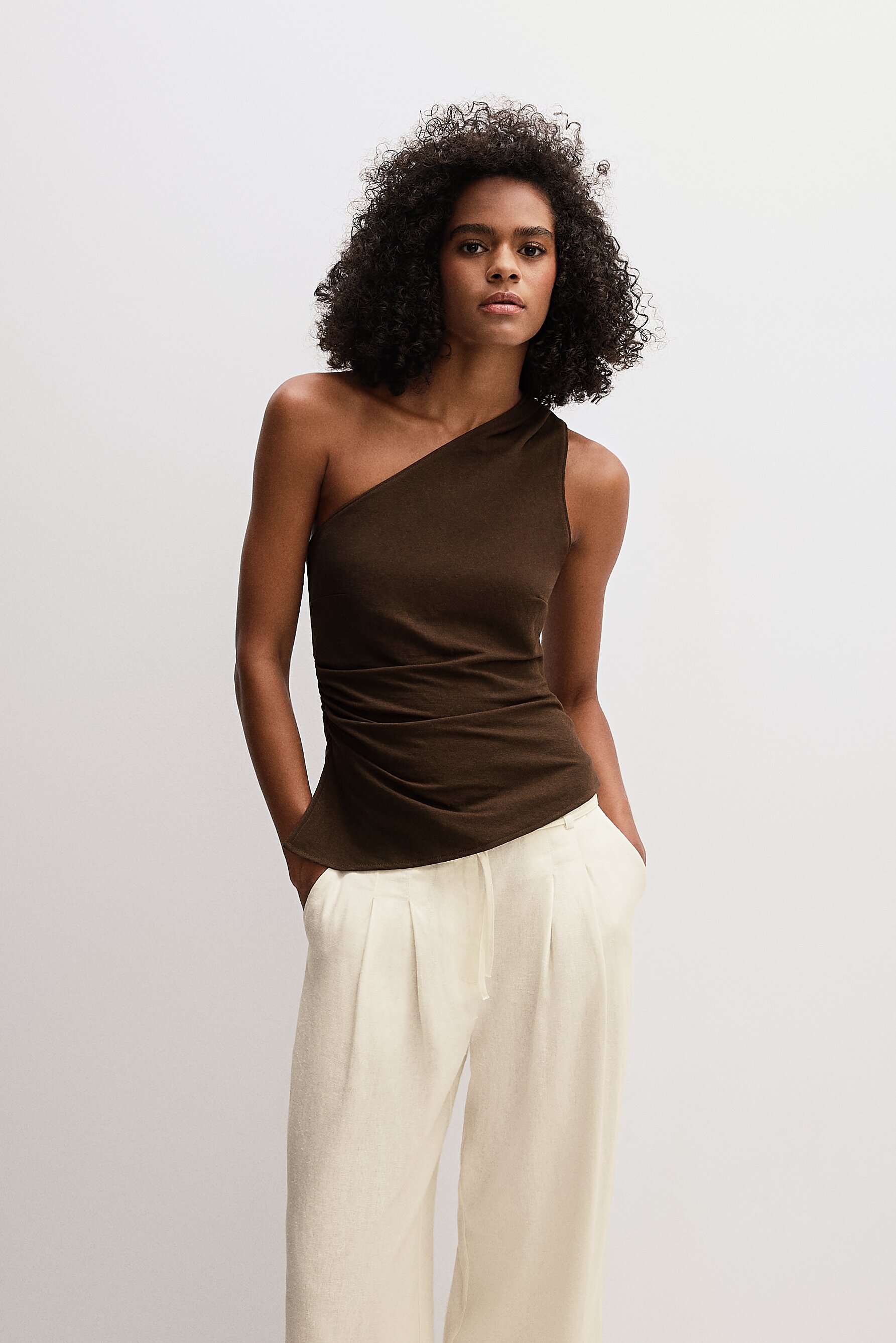 Top rústico asimétrico