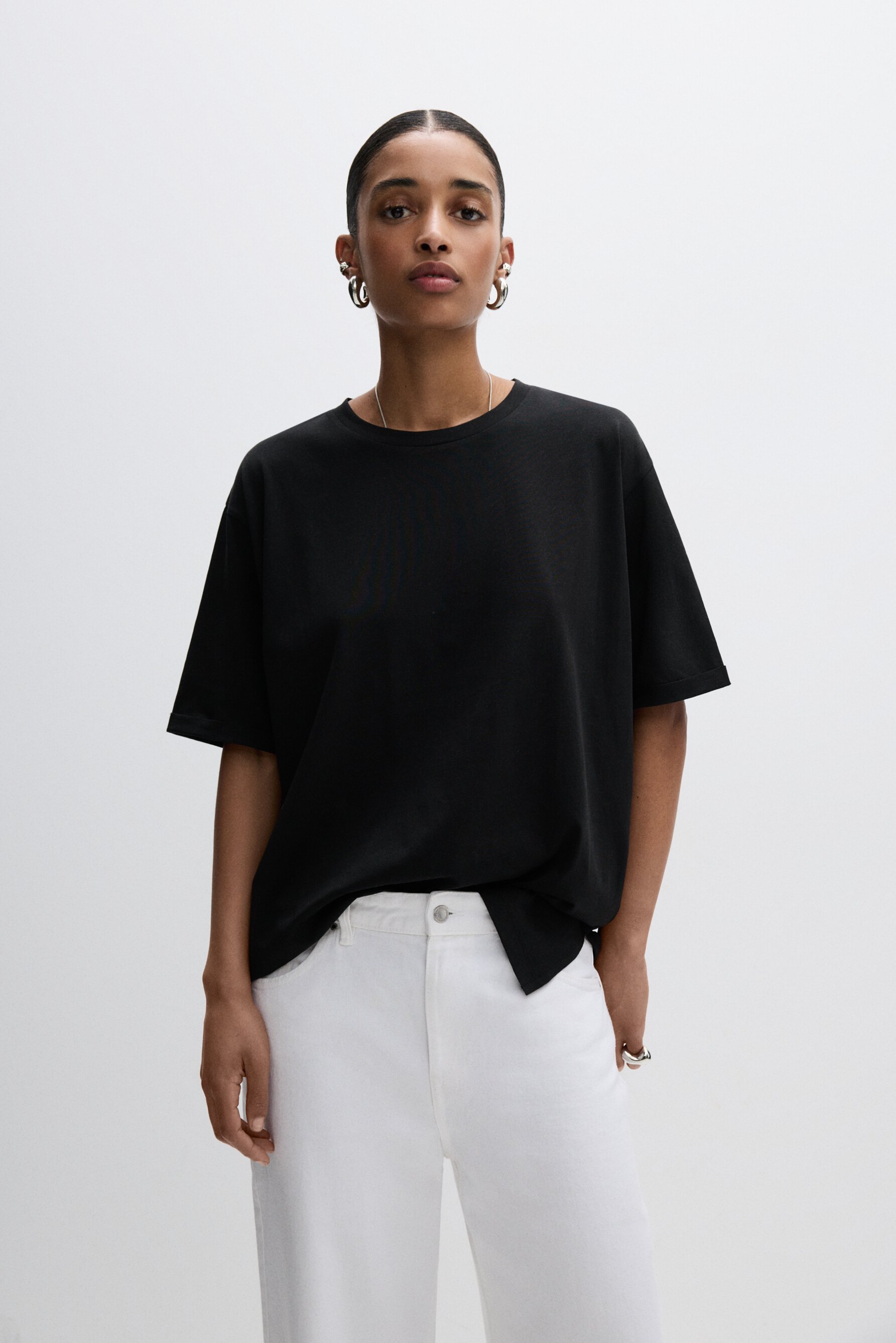 Camiseta oversize aberturas