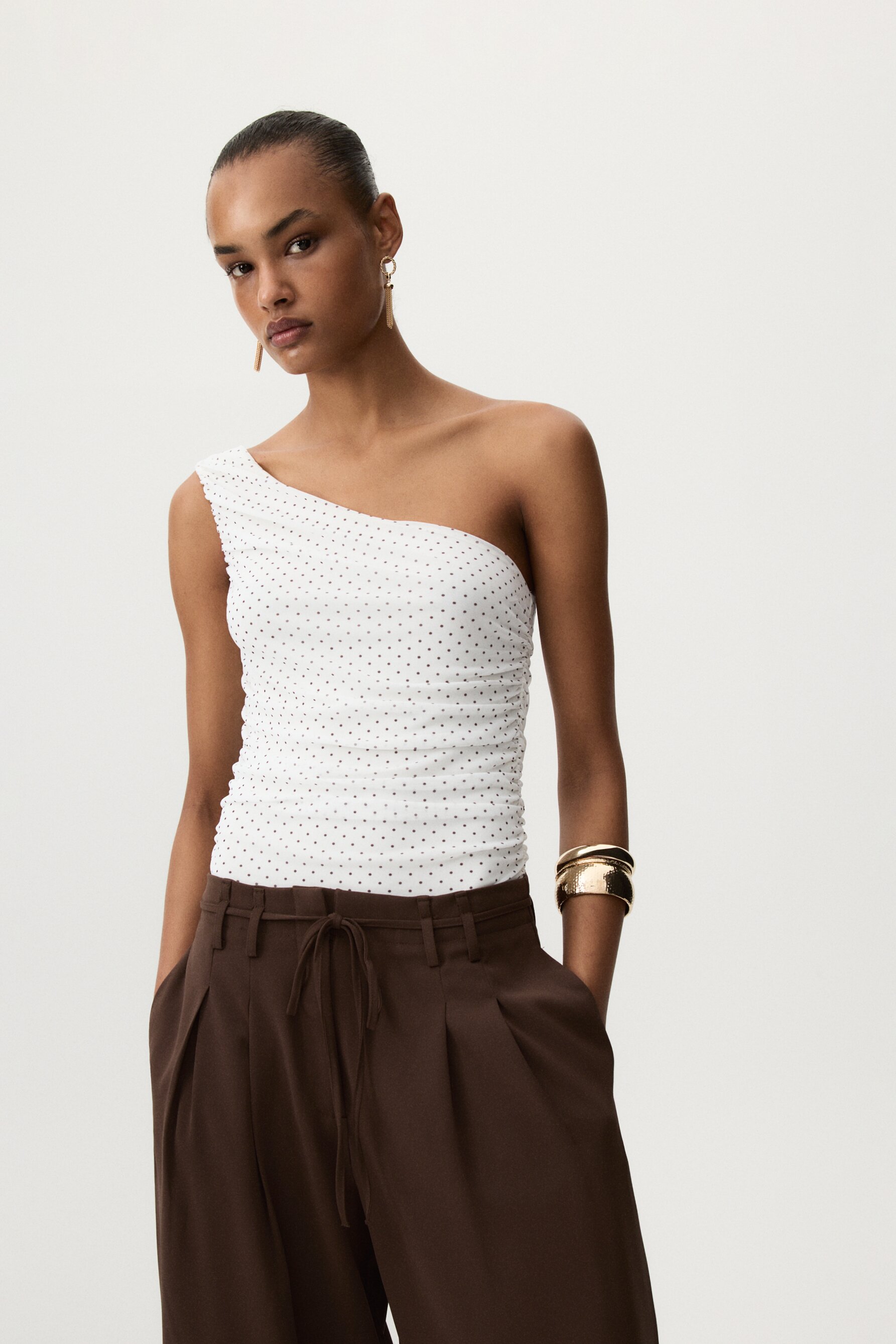 Body asimétrico fruncidos