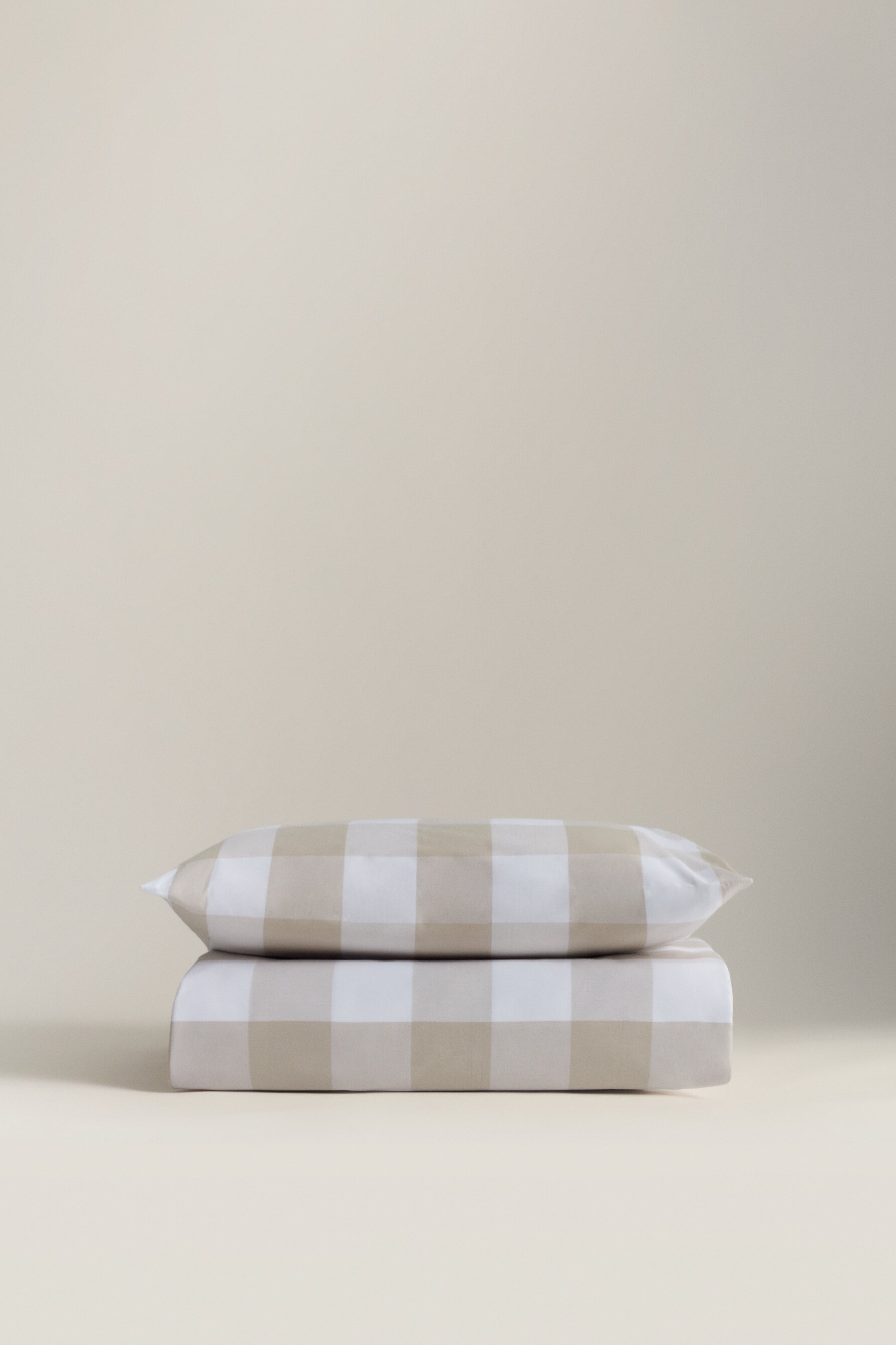 Conjunto de capa de edredão e fronhas de almofada 150 x 220 cm