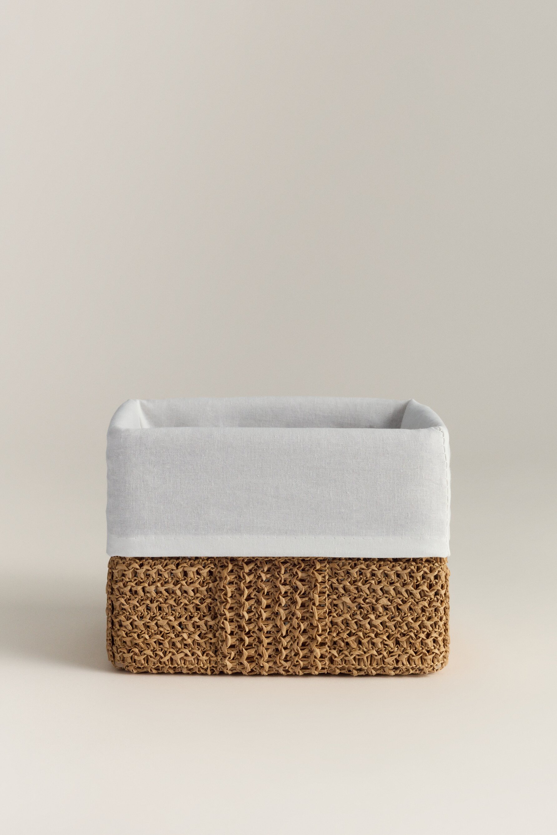 Cesta cuadrada tejido interior