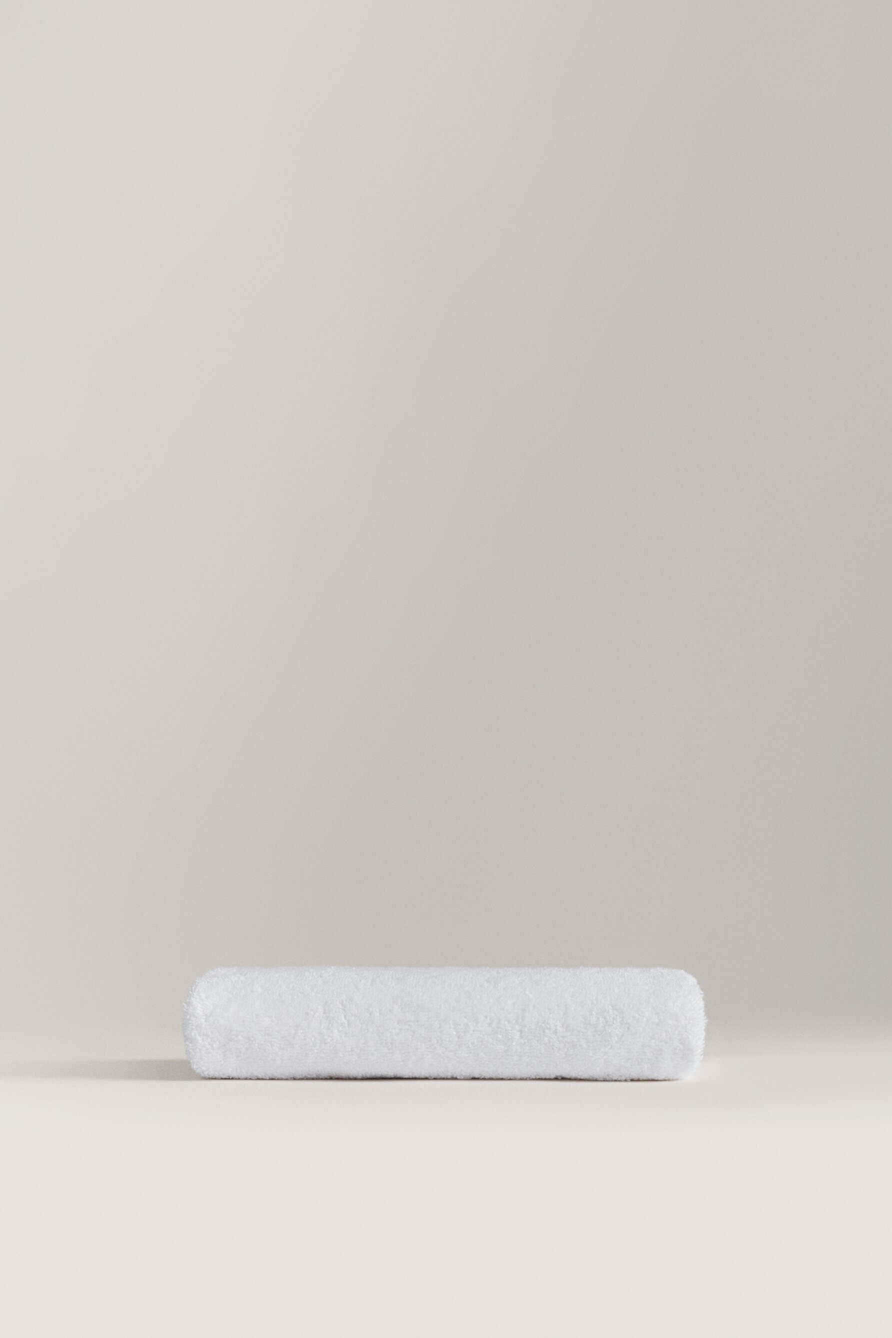 Toalla de manos básica 500 g/m²