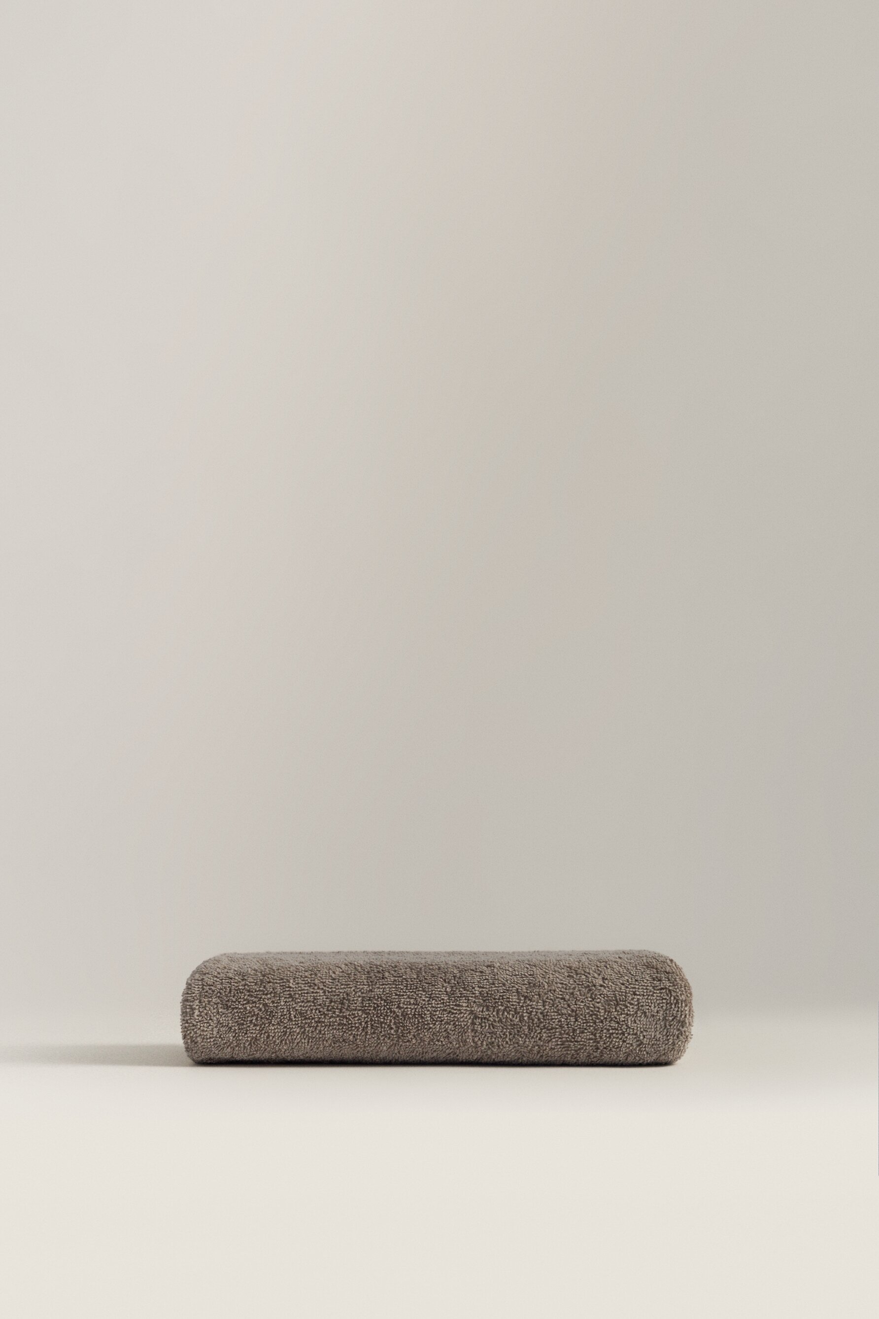 Toalla de manos básica 500 g/m²