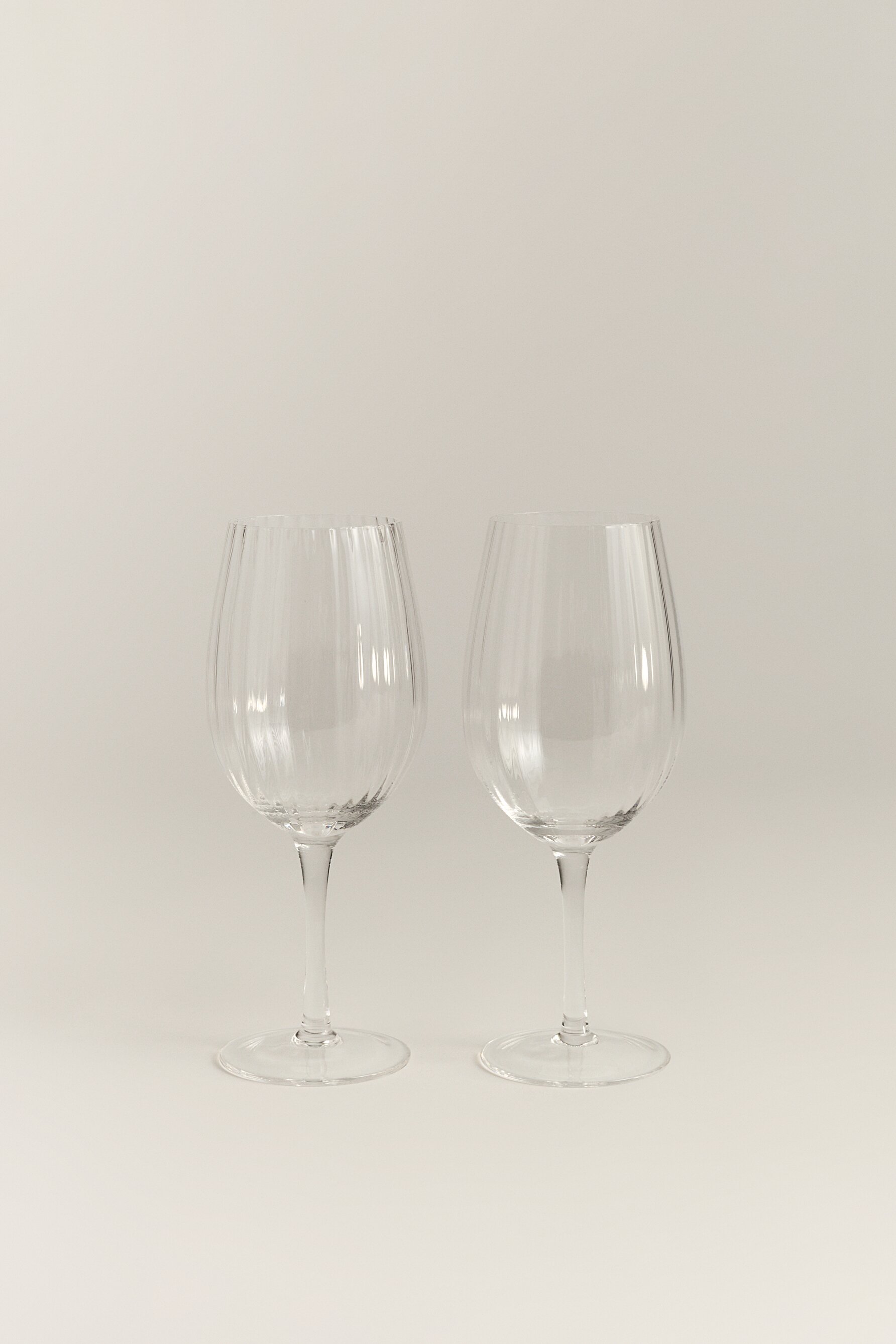 Pack 2 copas vidrio líneas 600 ml.