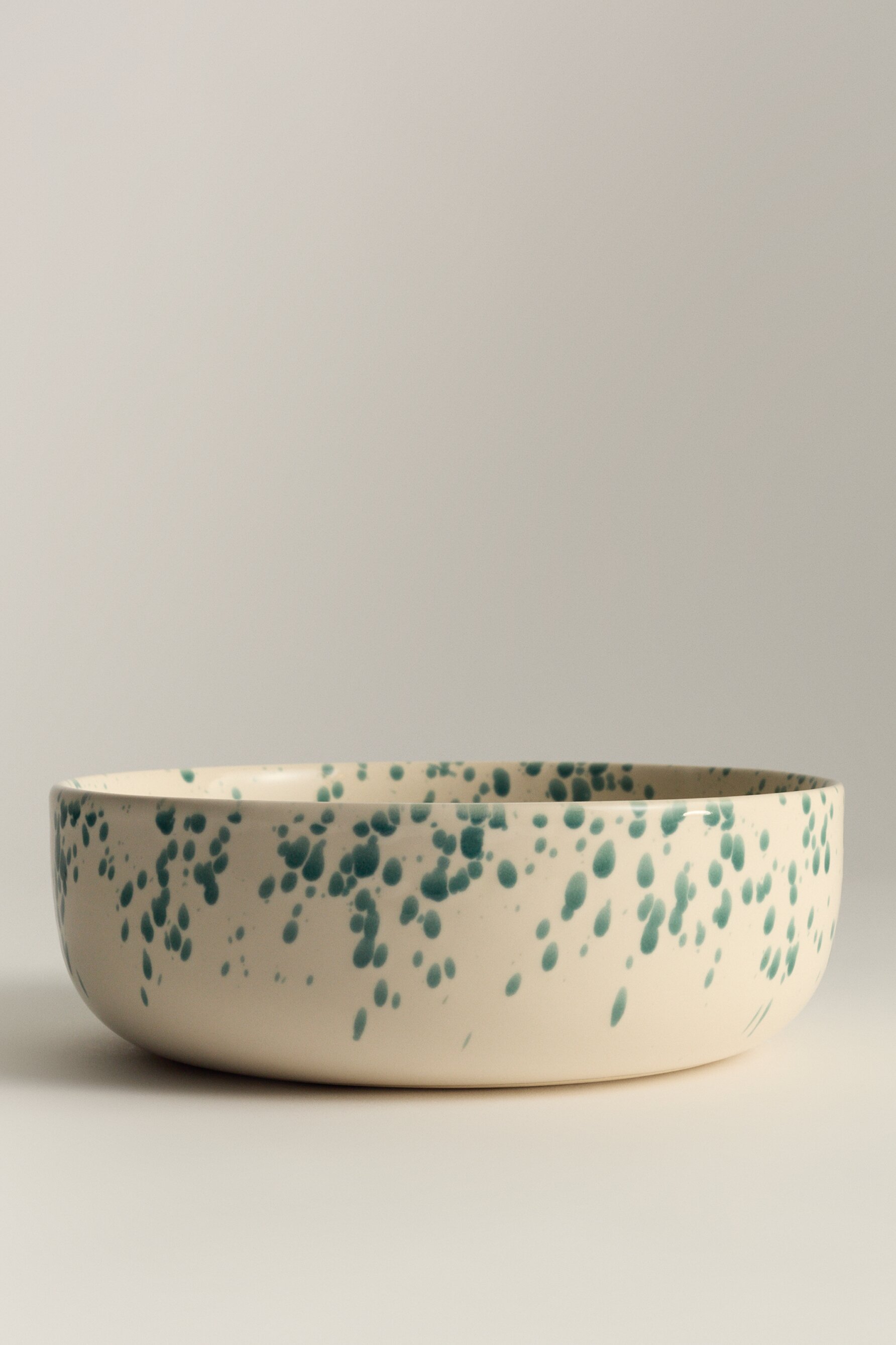 Ensaladera gres moteada