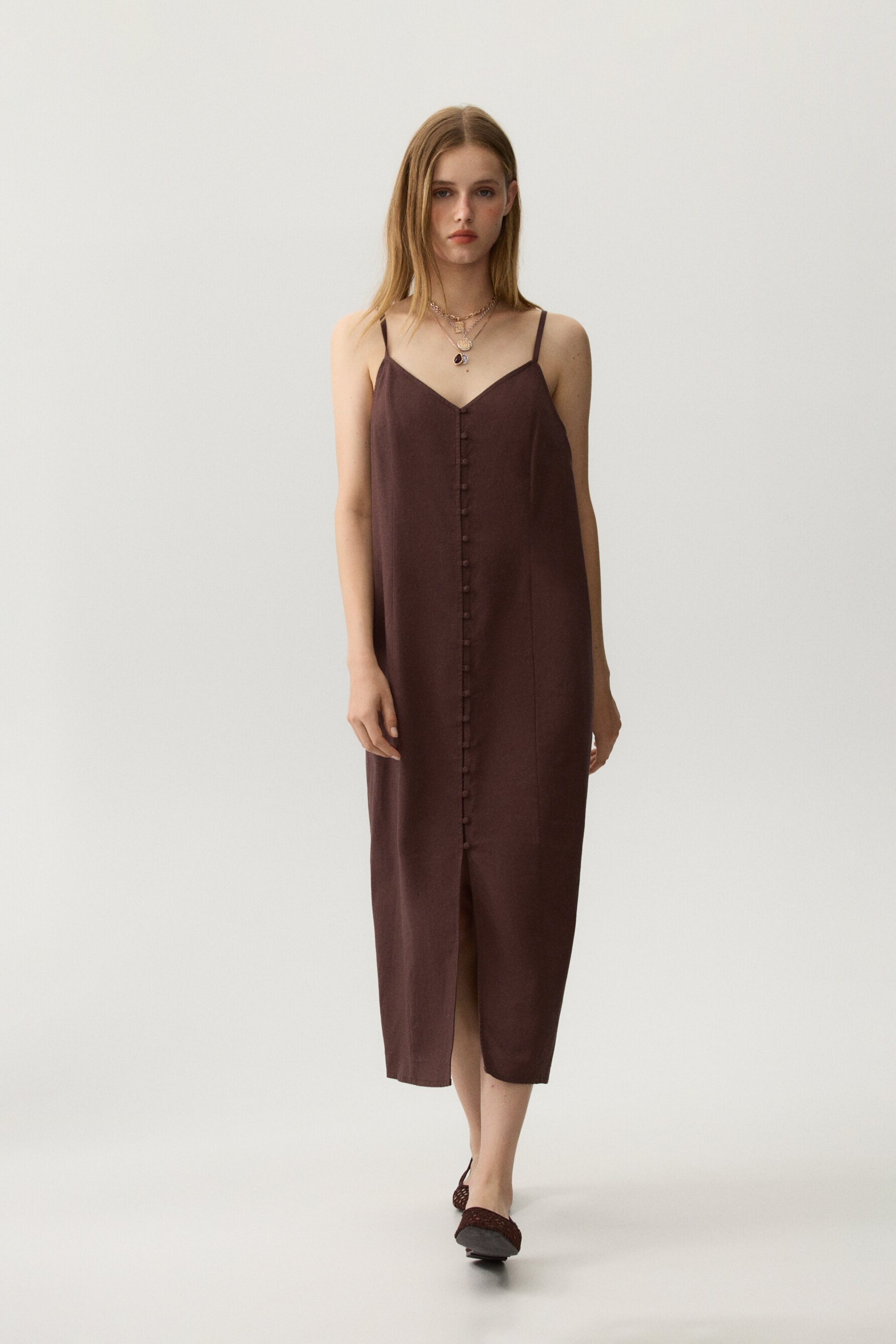 Vestido midi botones