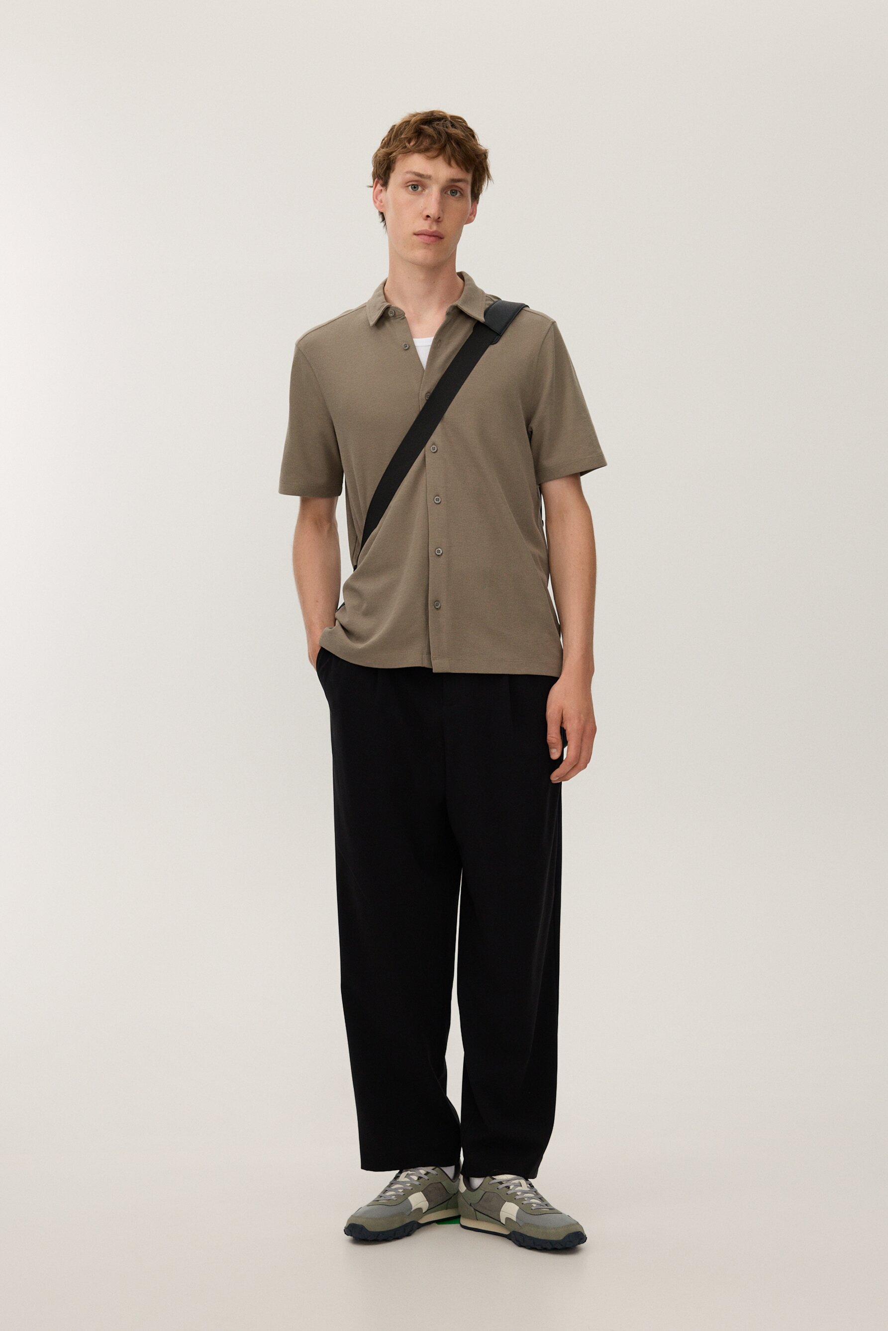 Camisa básica textura