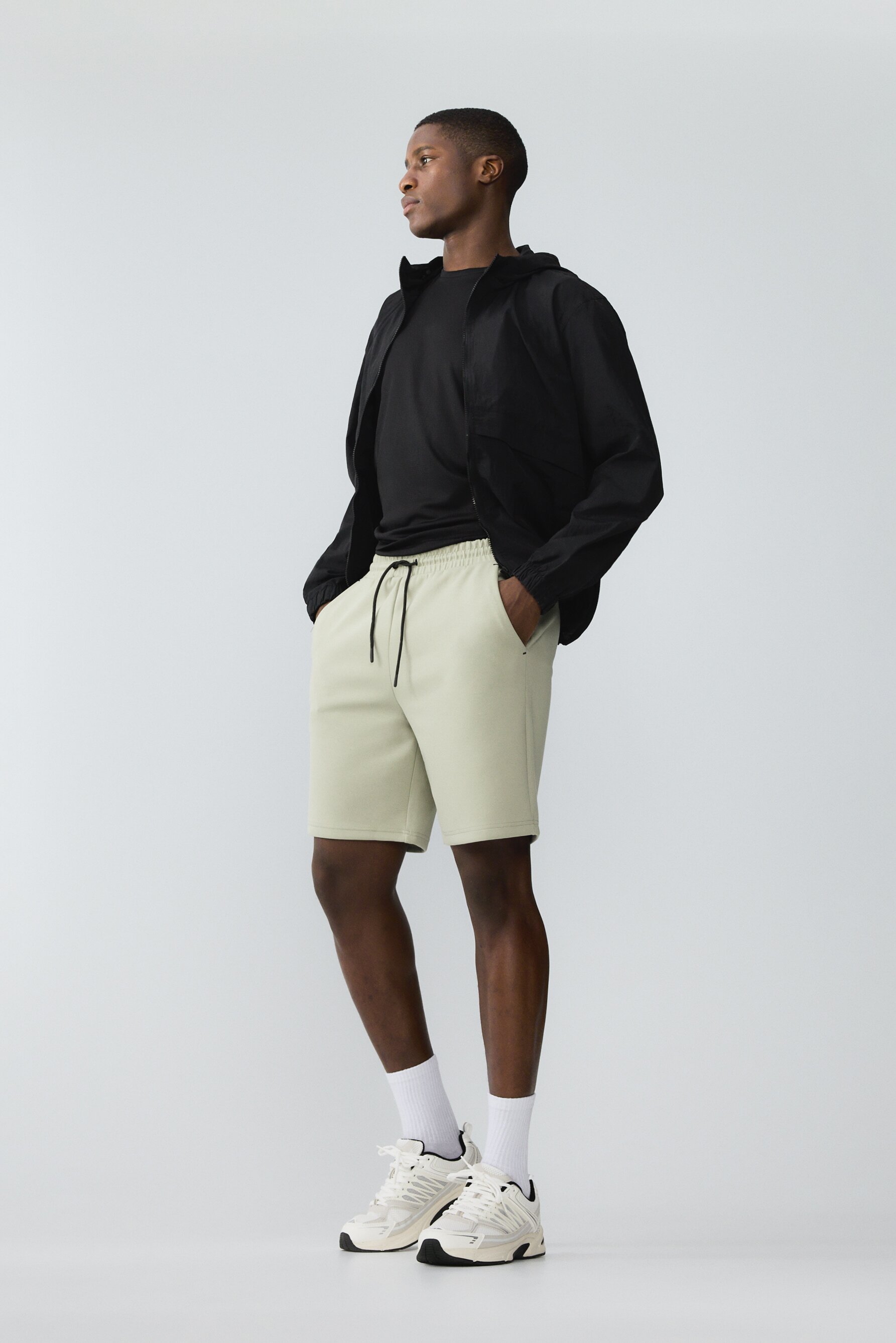 Bermuda deportiva interlock