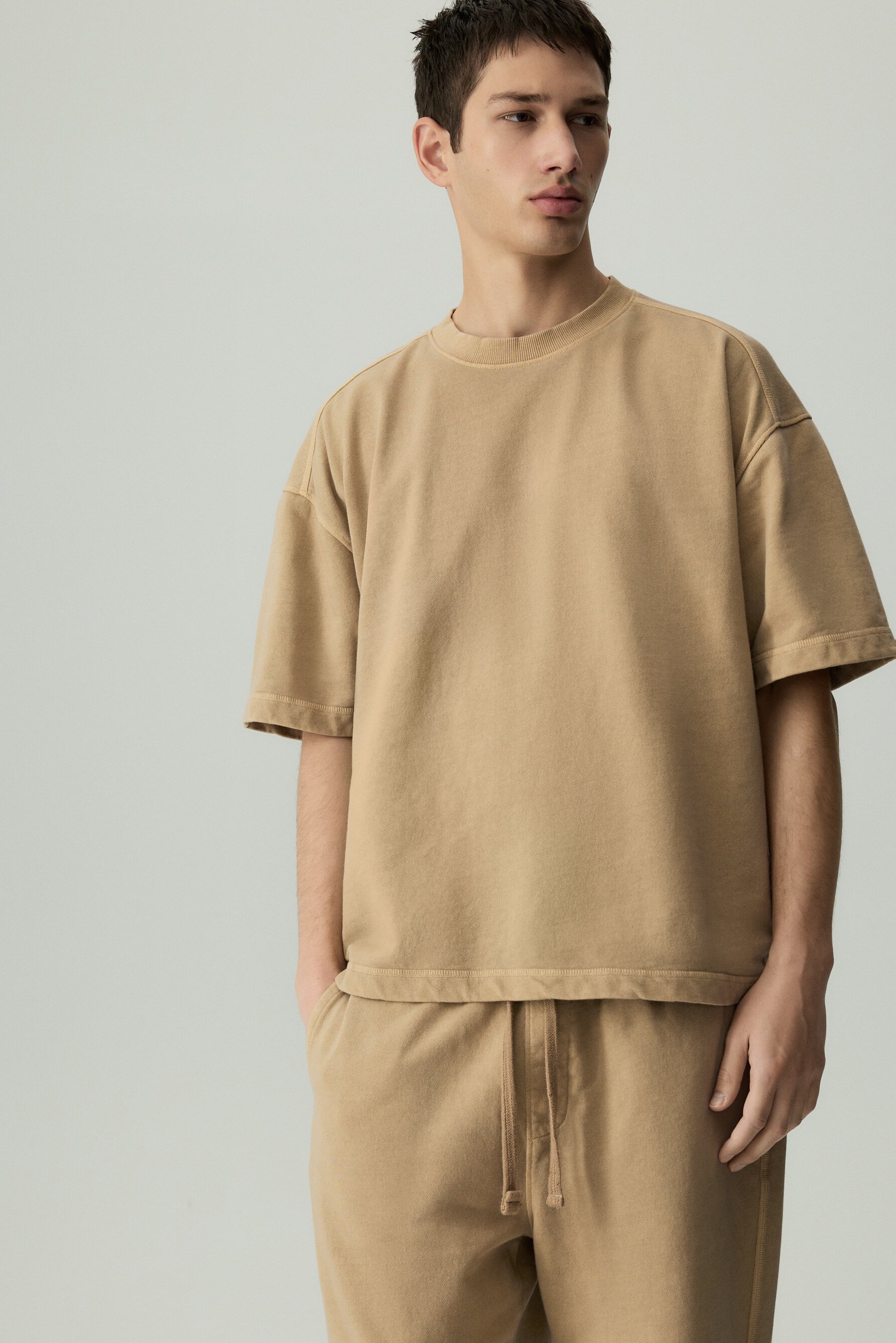 Sudadera manga corta efecto lavado