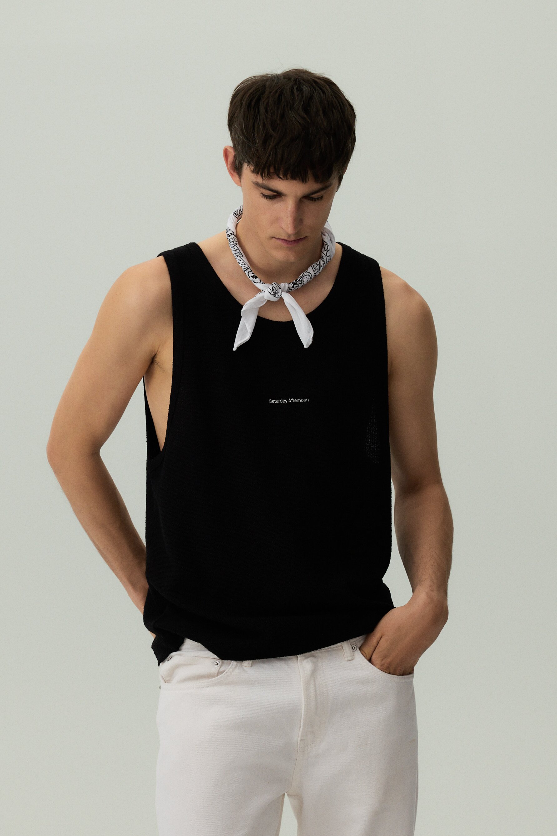 Camiseta tirantes bordado