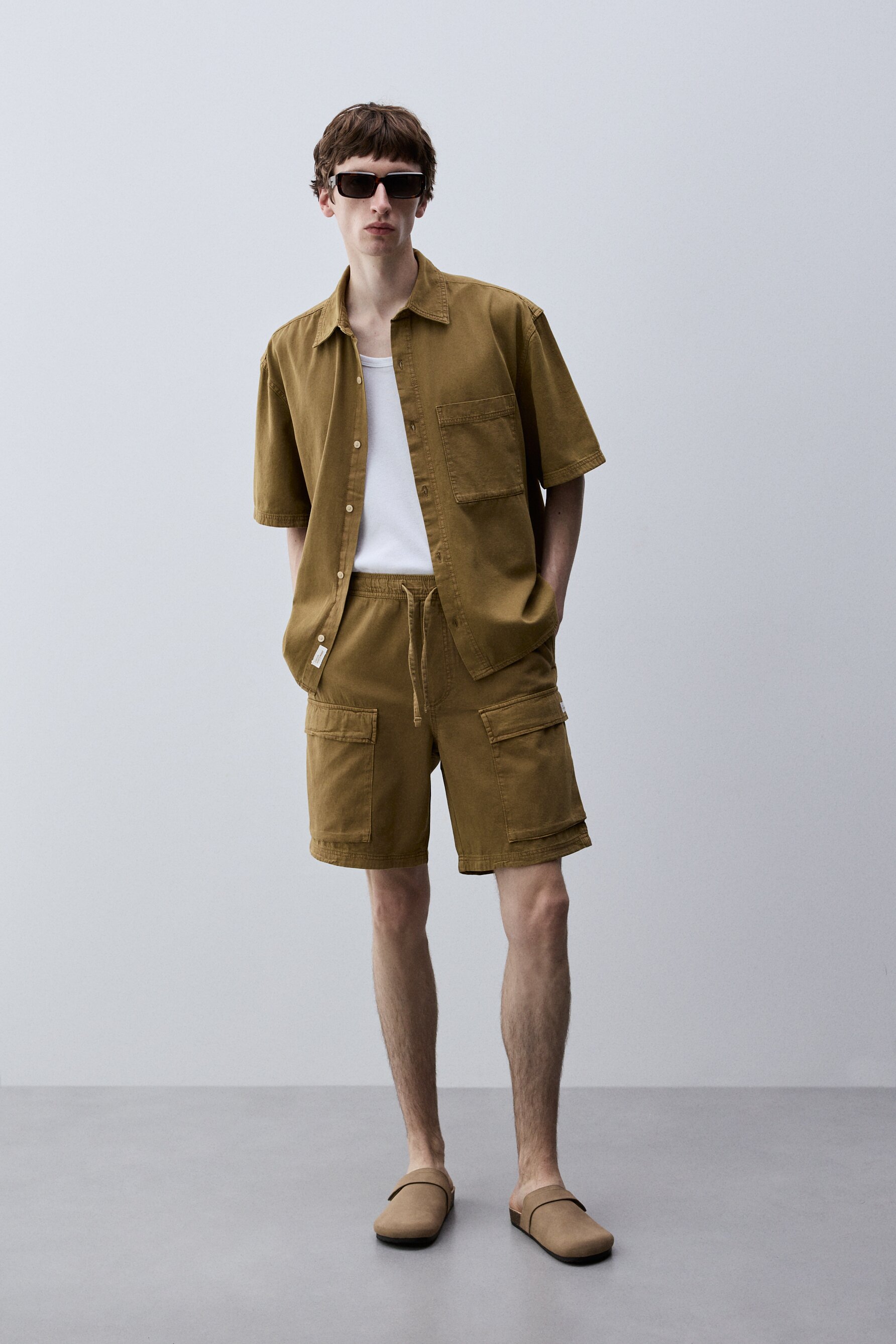 Bermuda denim jogger cargo ligera