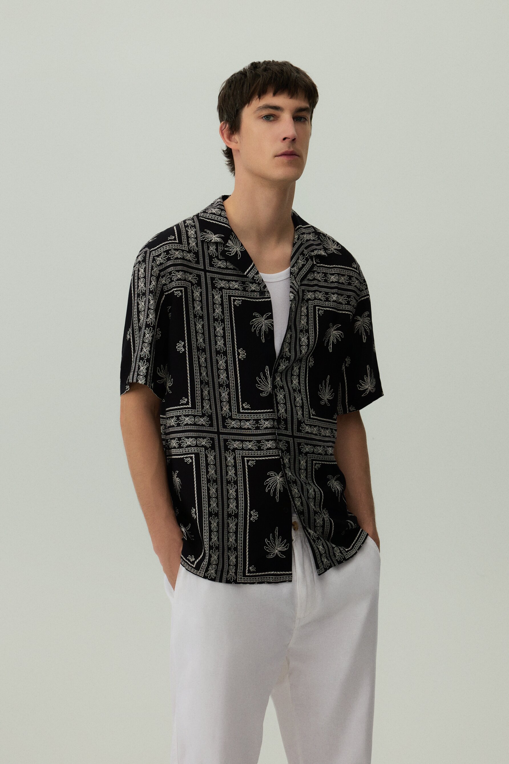 Camisa resort estampada