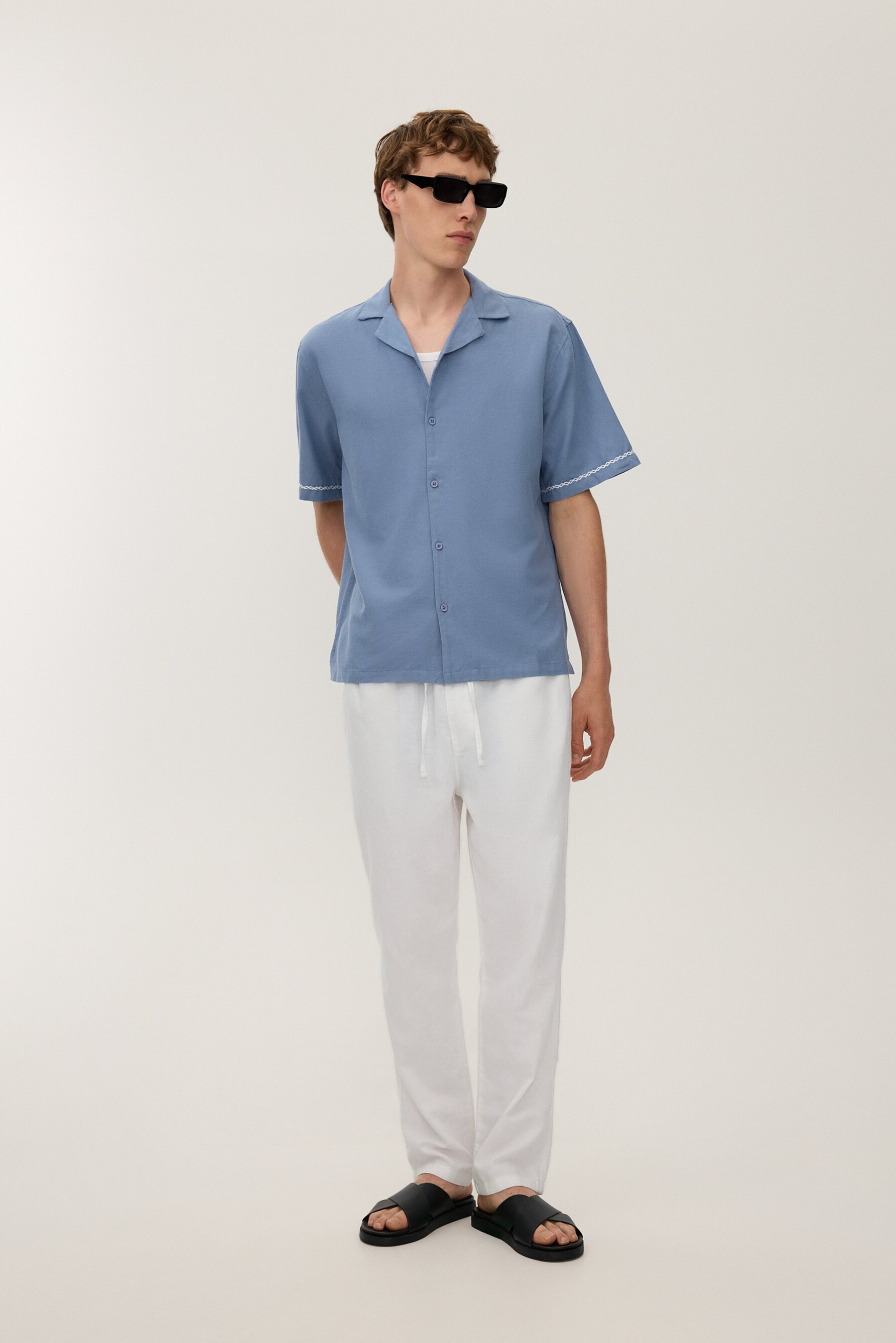 Camisa resort bordados