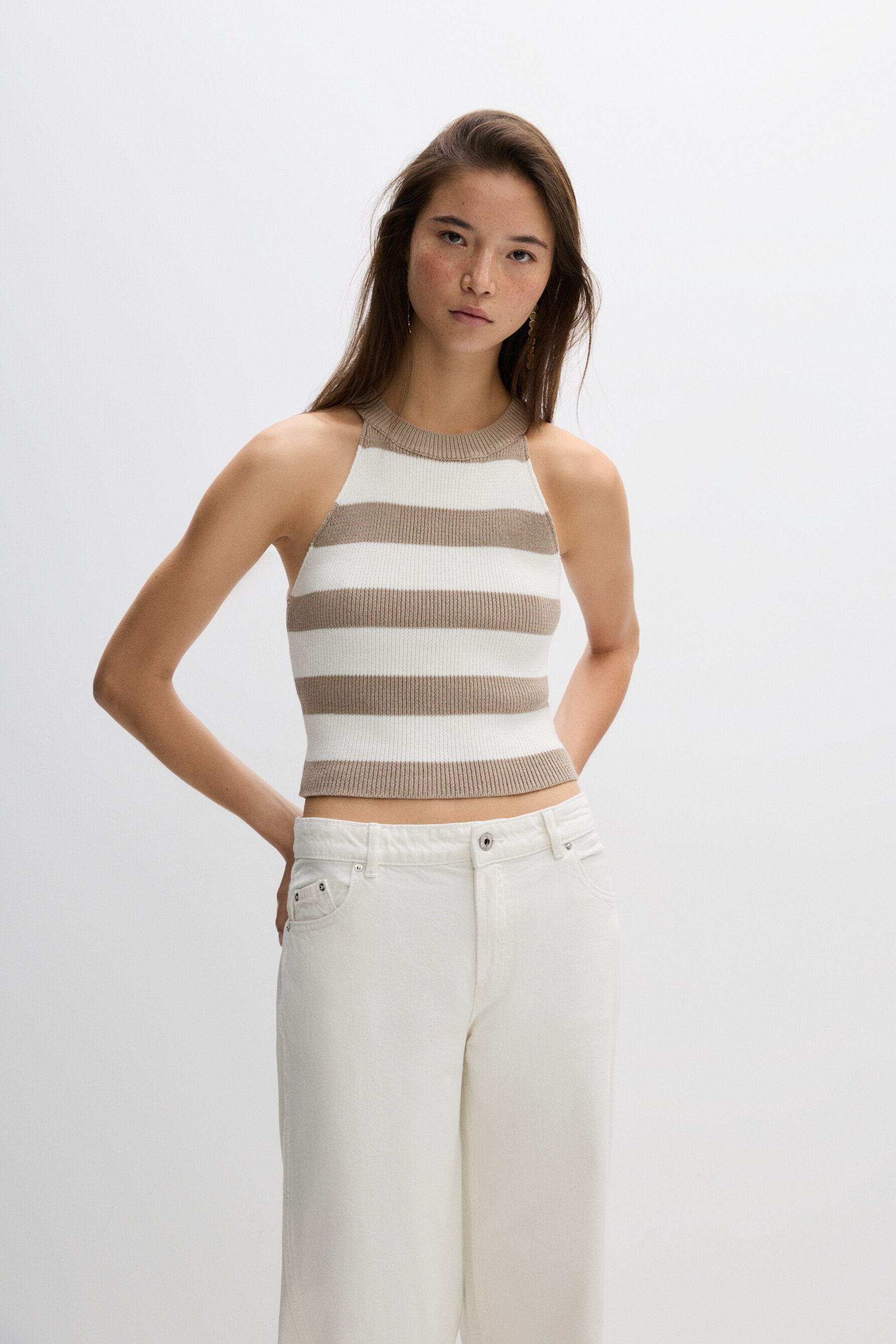 Top com decote halter