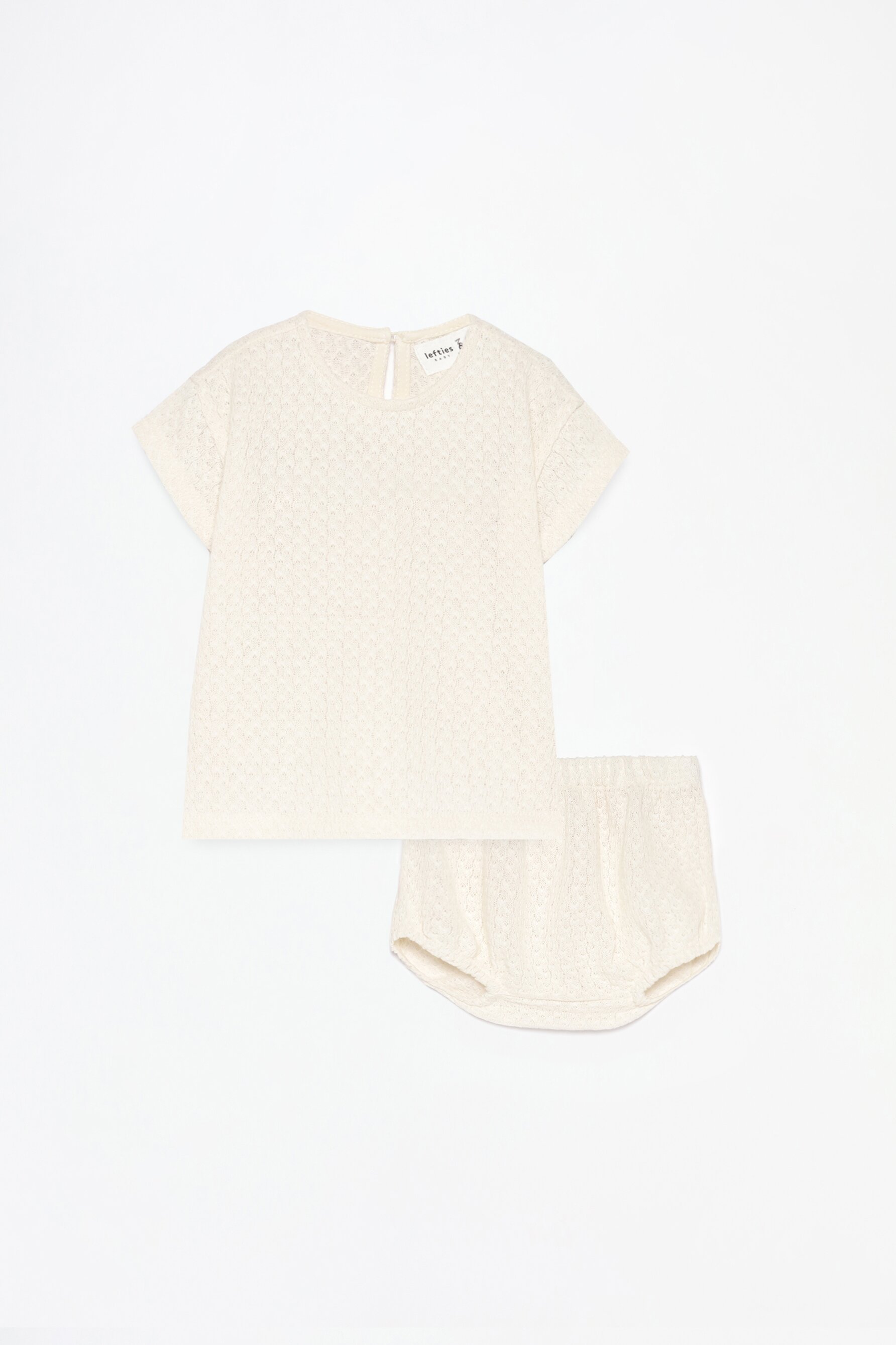 Conjunto camiseta y ranita punto cortado