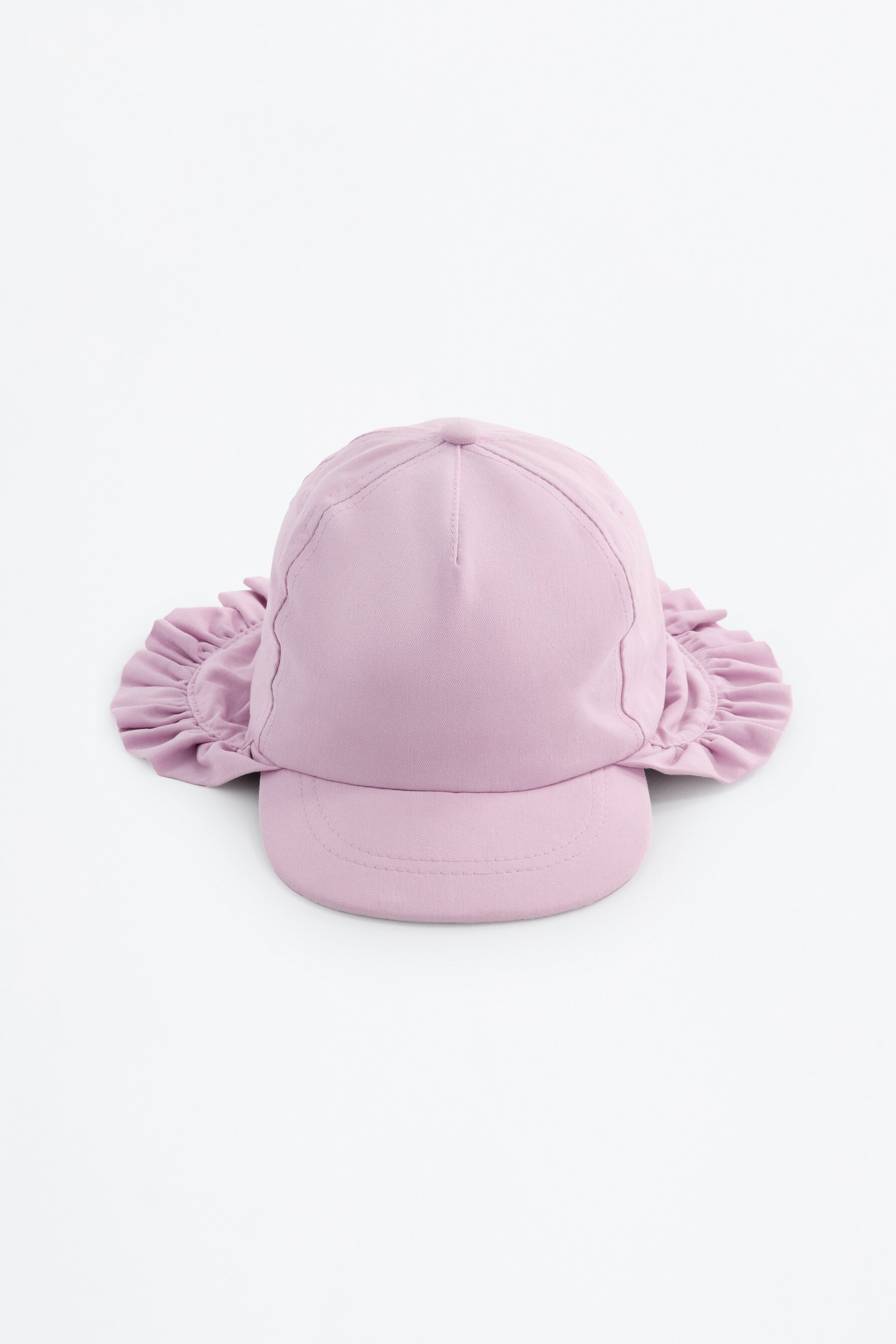 Gorra larga volantes