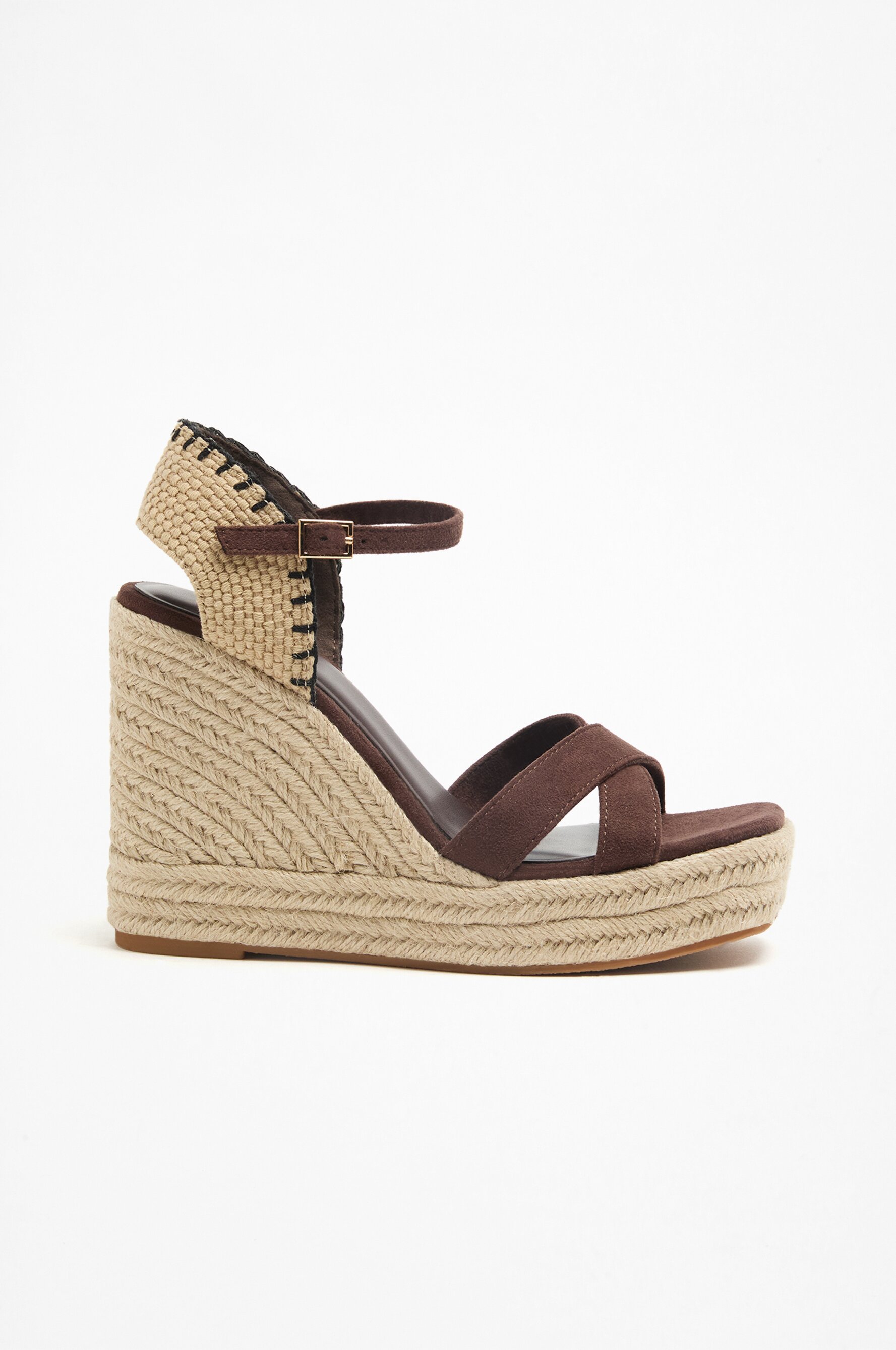 Sandalia cuña plataforma