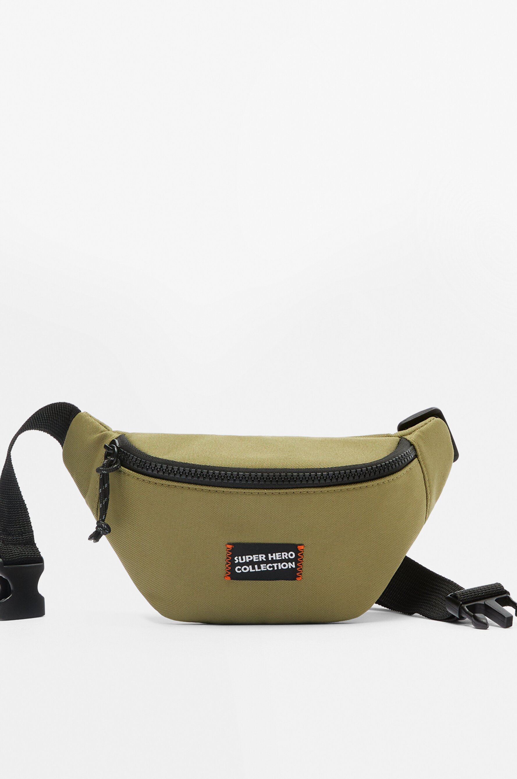 Belt bag with logo