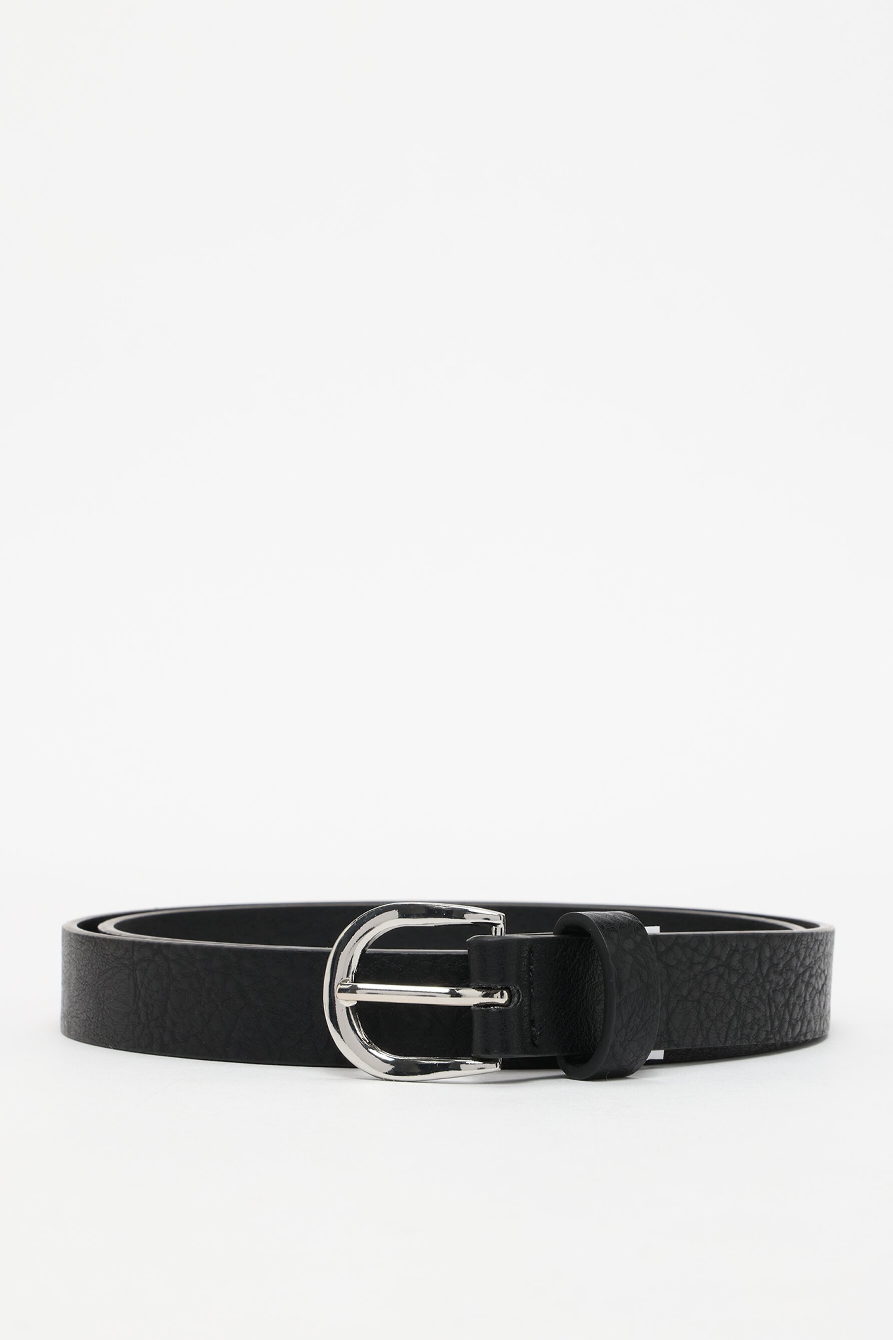 Thin faux leather belt