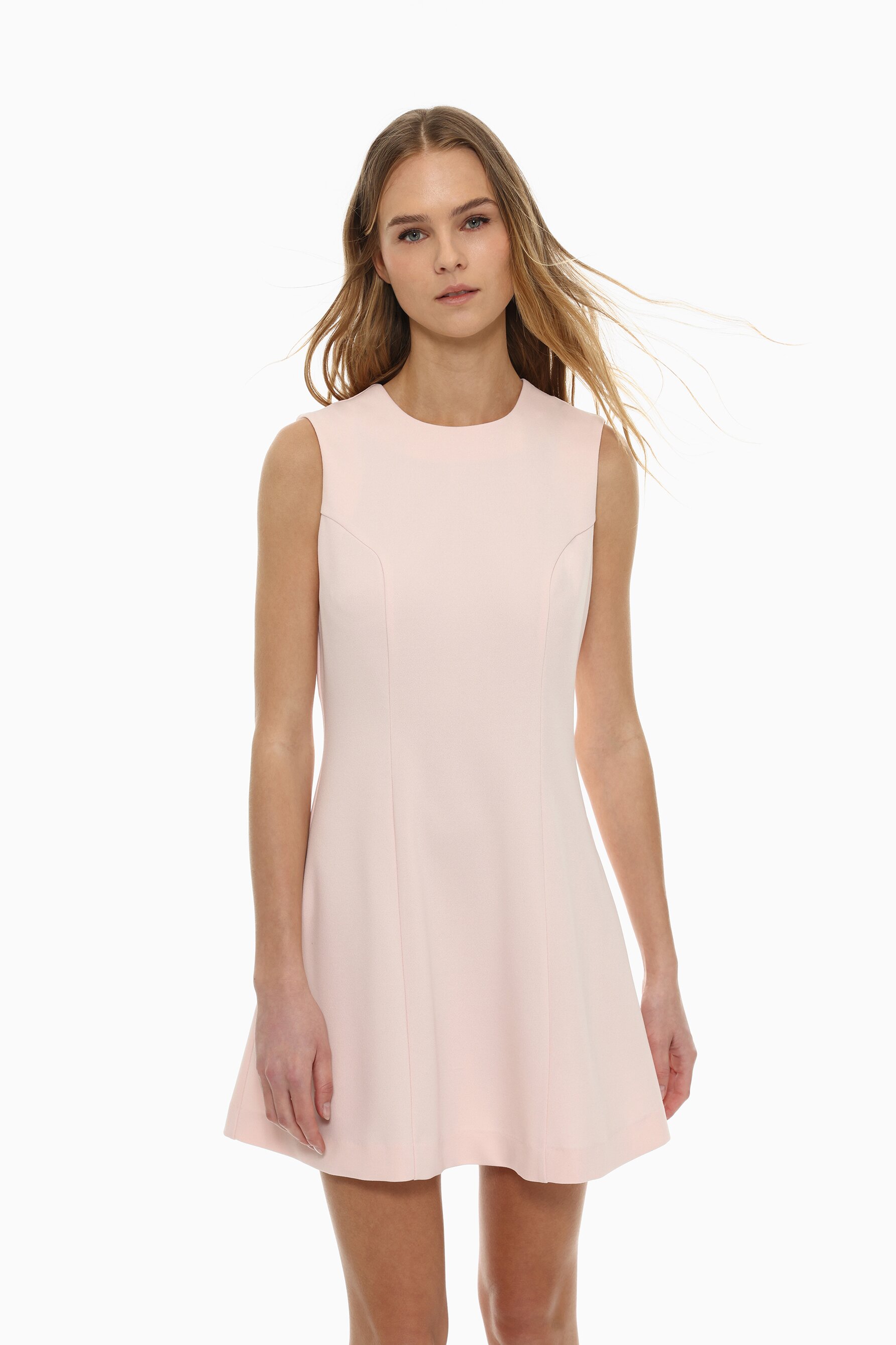 Imagen Vestido corto vuelo