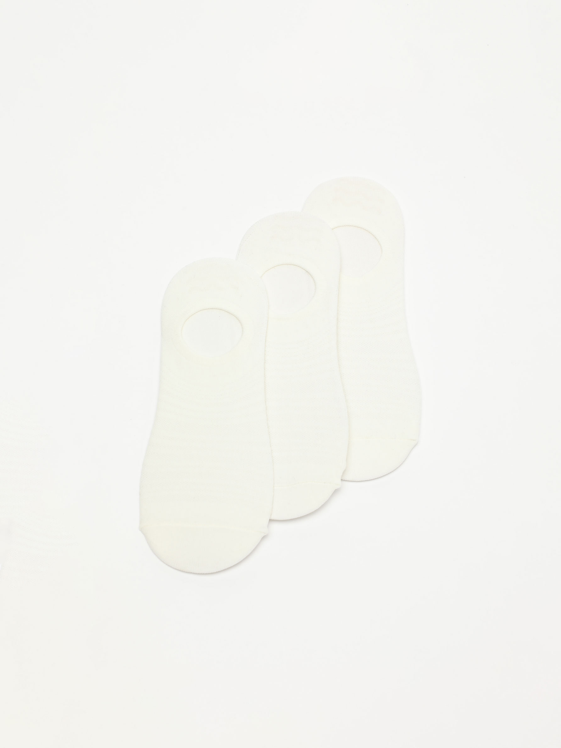 3-pack of no-show sports socks