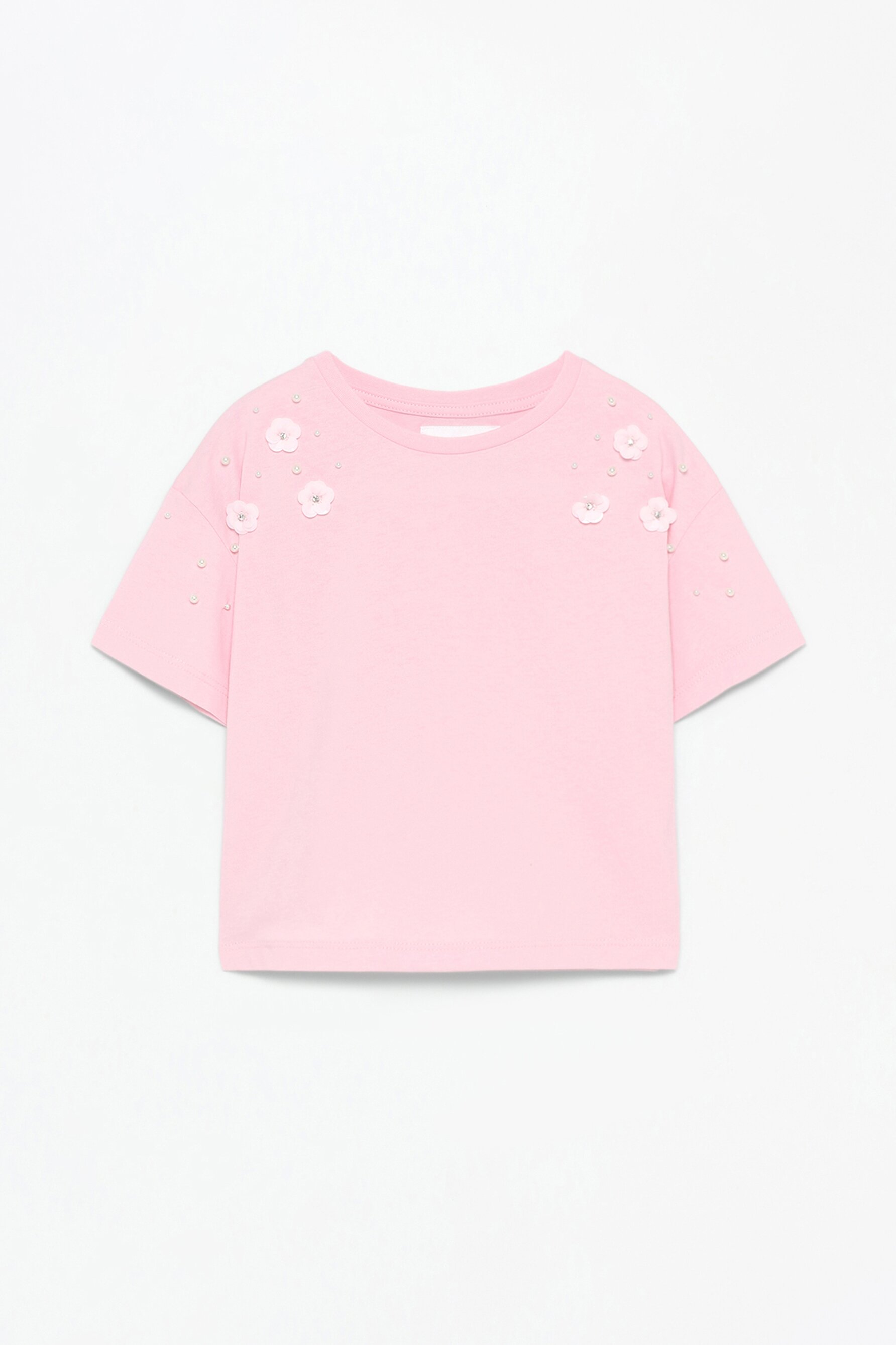 T-shirt com apliques