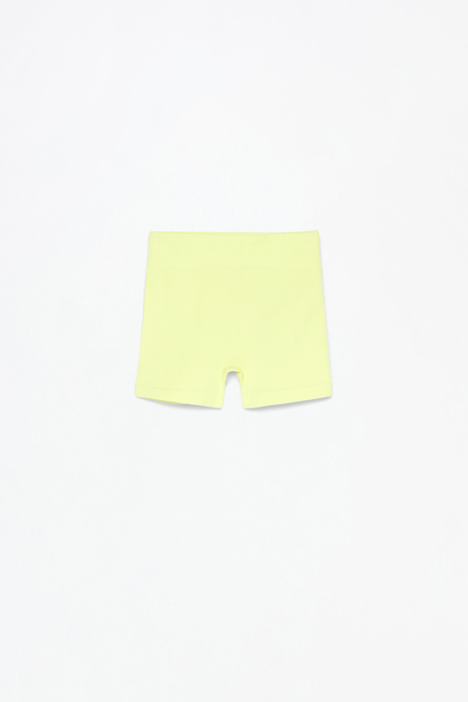 Leggings curtos desportivos canelados