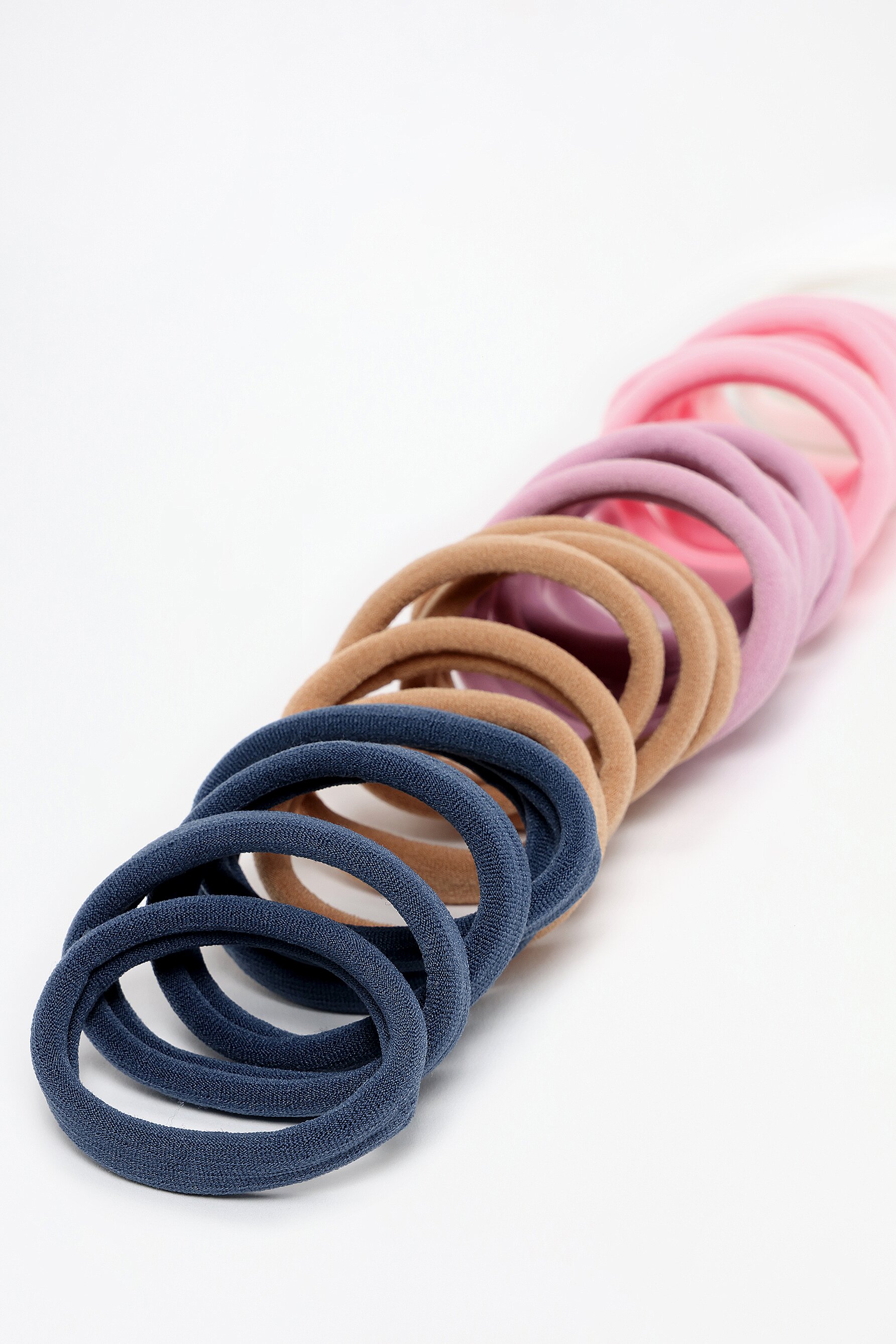 Pack of 25 hair ties