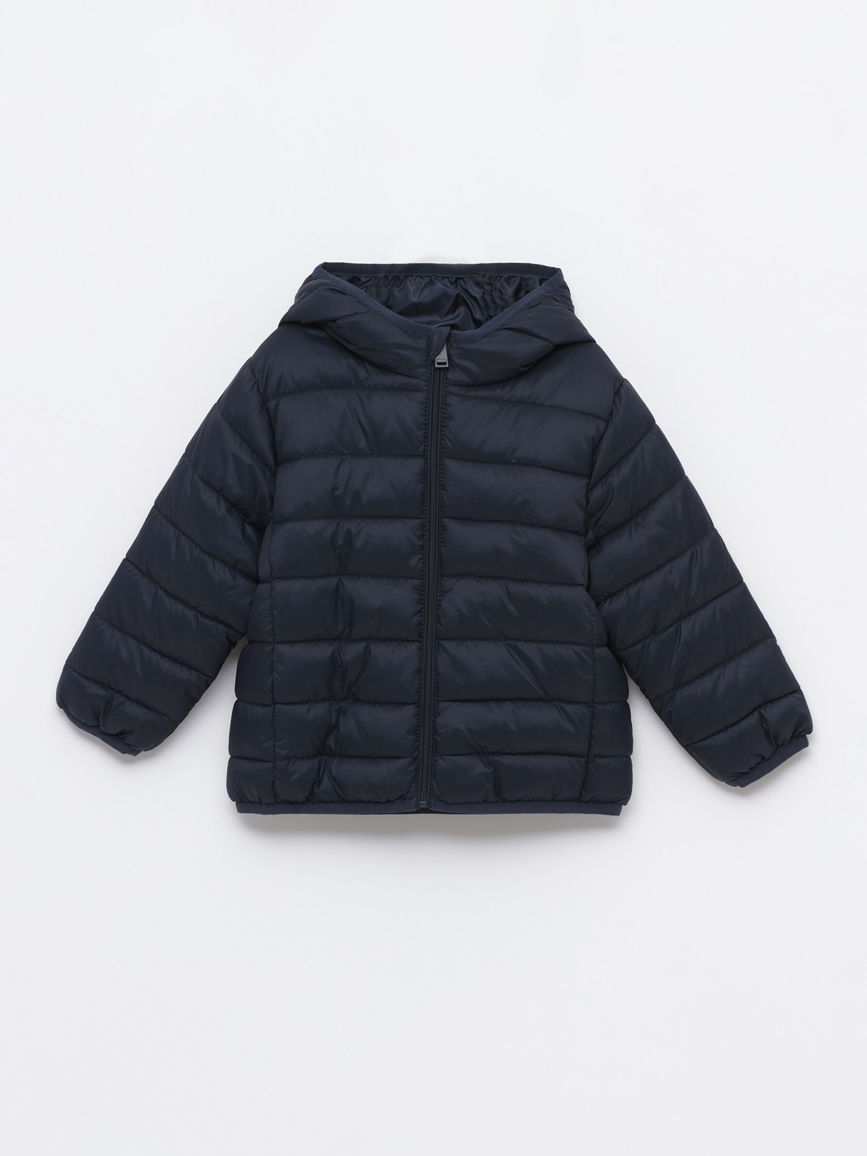 Lightweight hooded puffer jacket