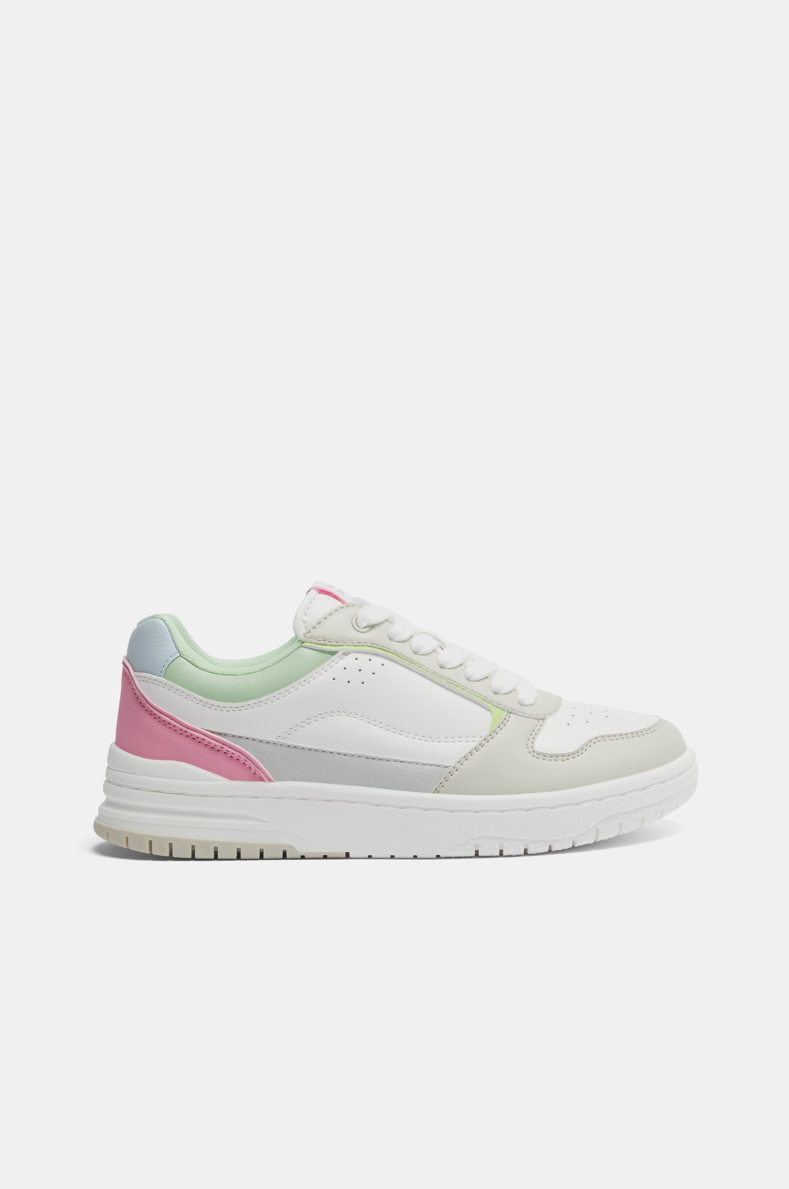 Chunky sneakers