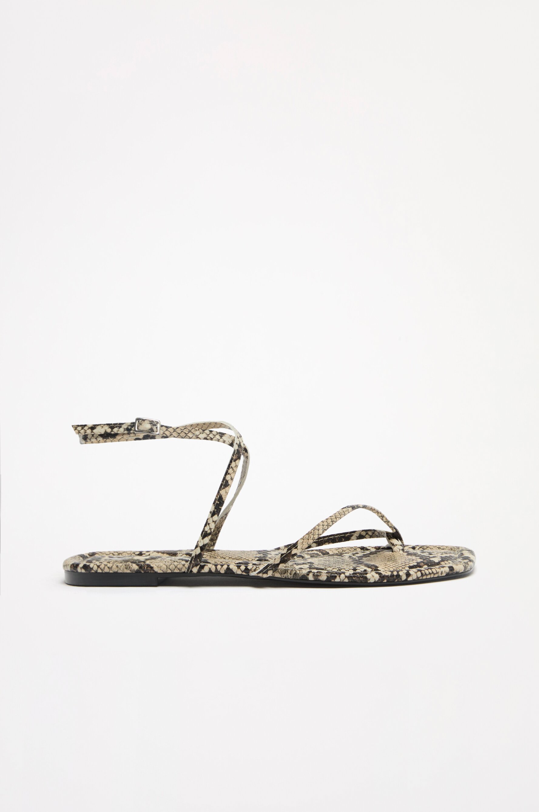 Strappy flat sandals