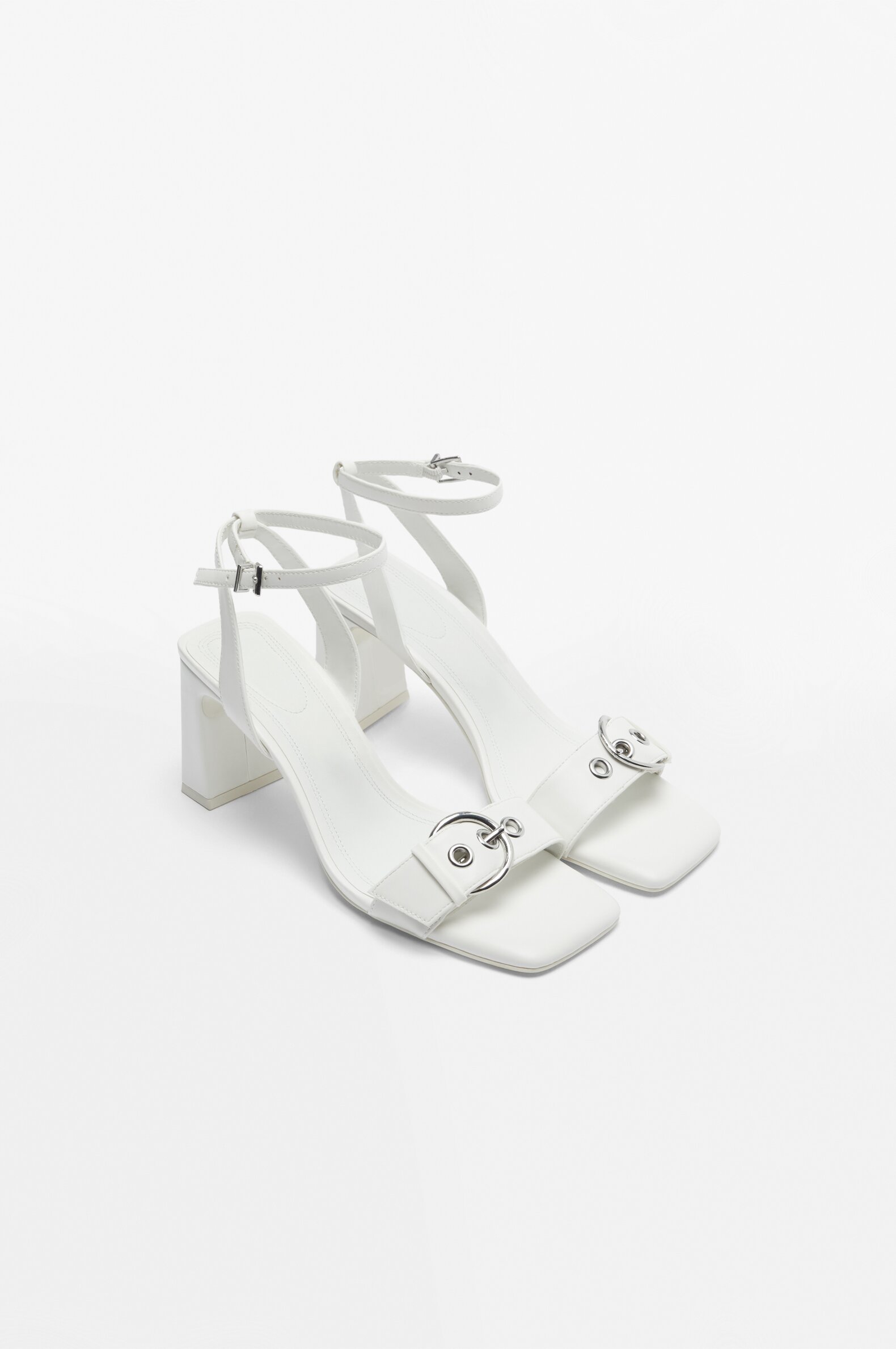 High-heel sandals with buckle