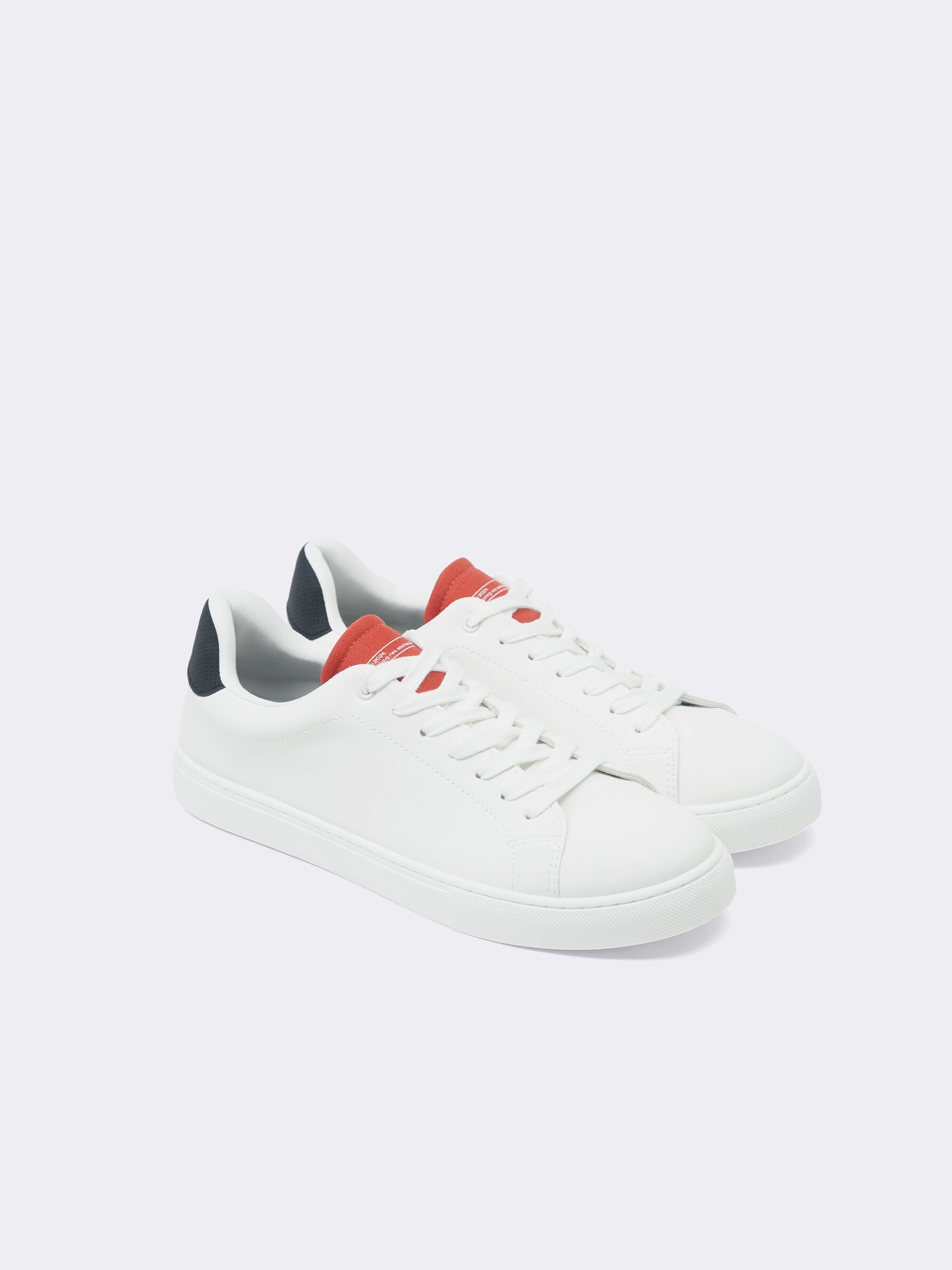 Contrast sneakers