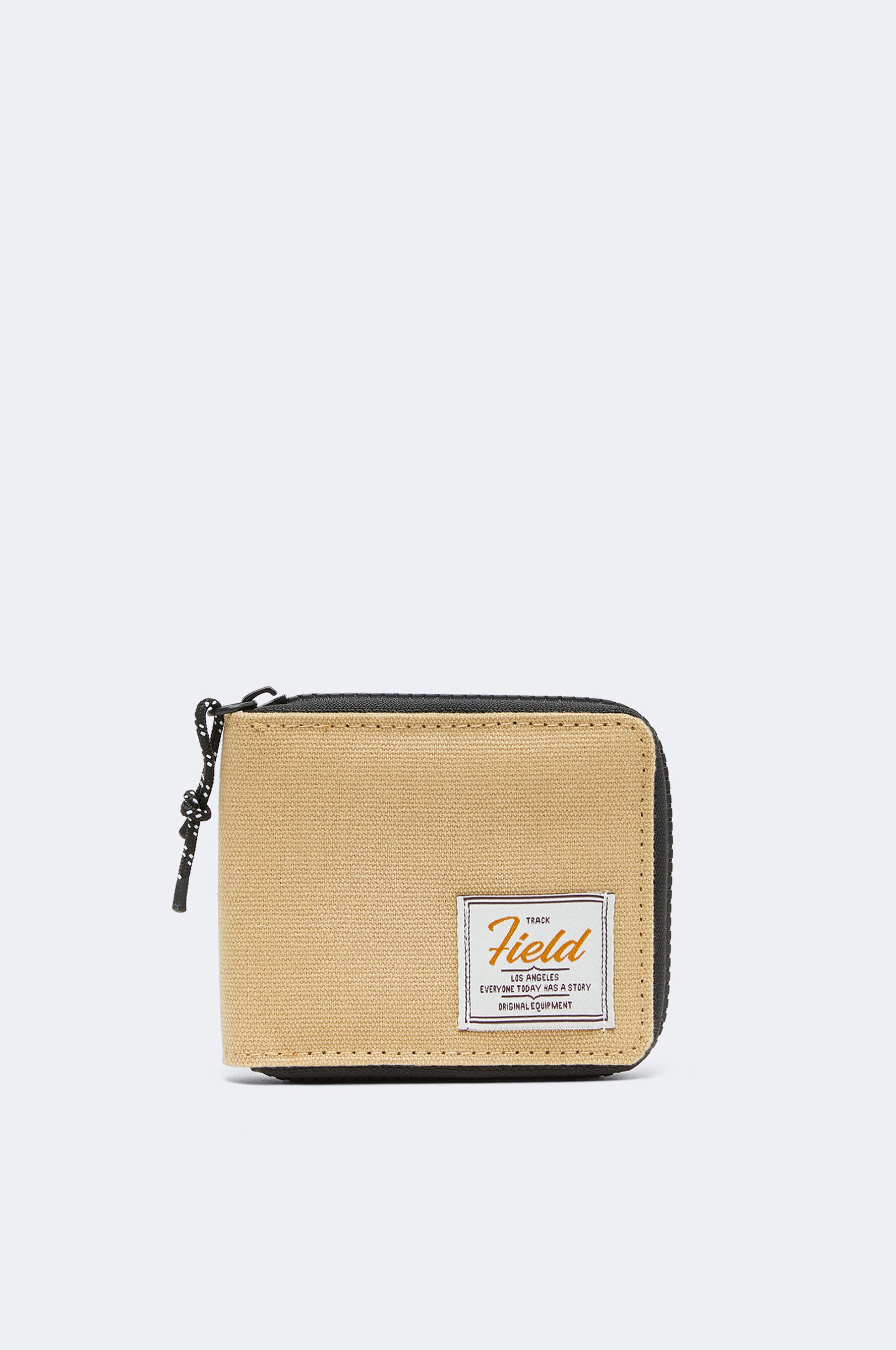 Field coin purse