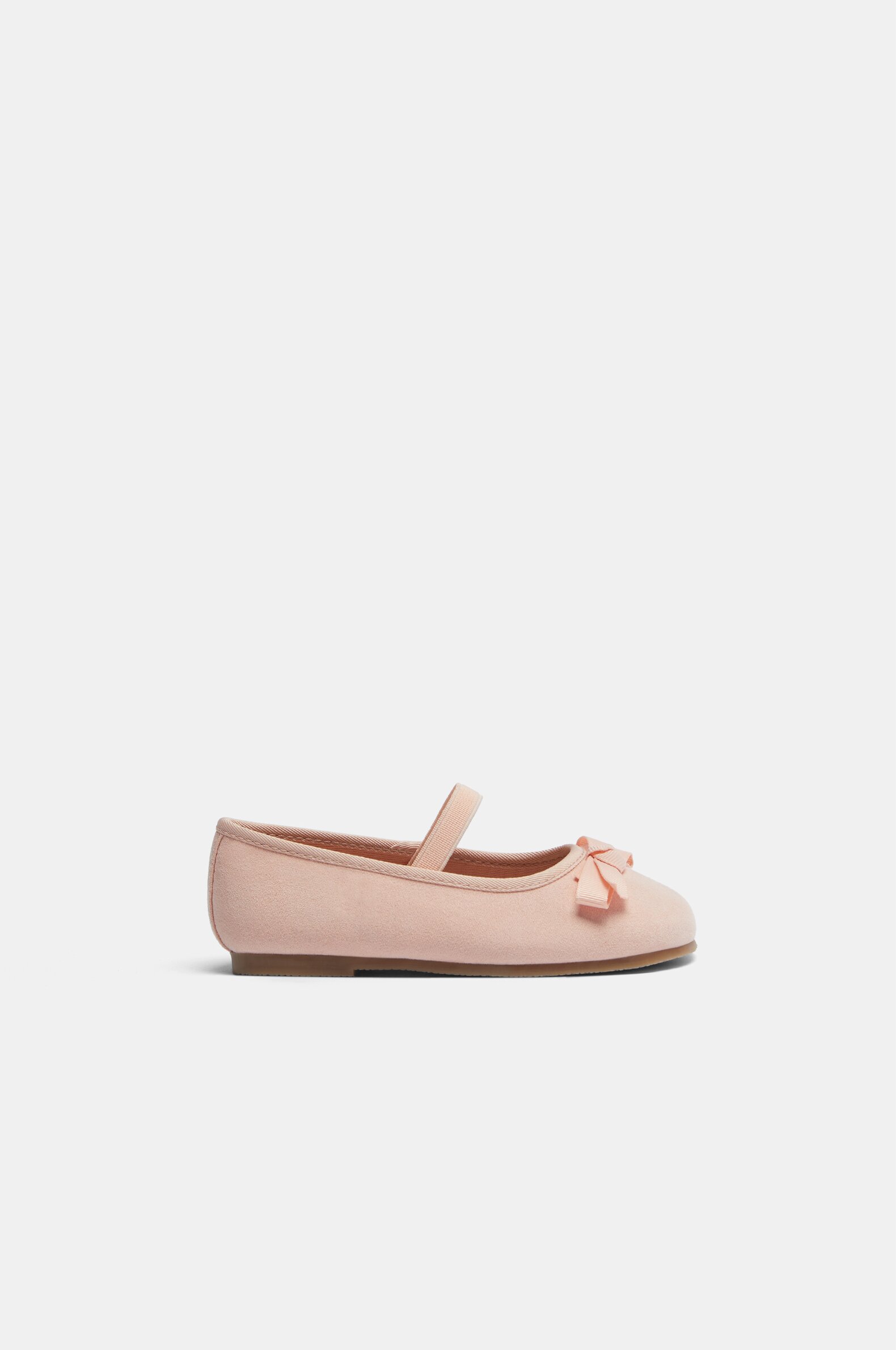Ballet flats with bow