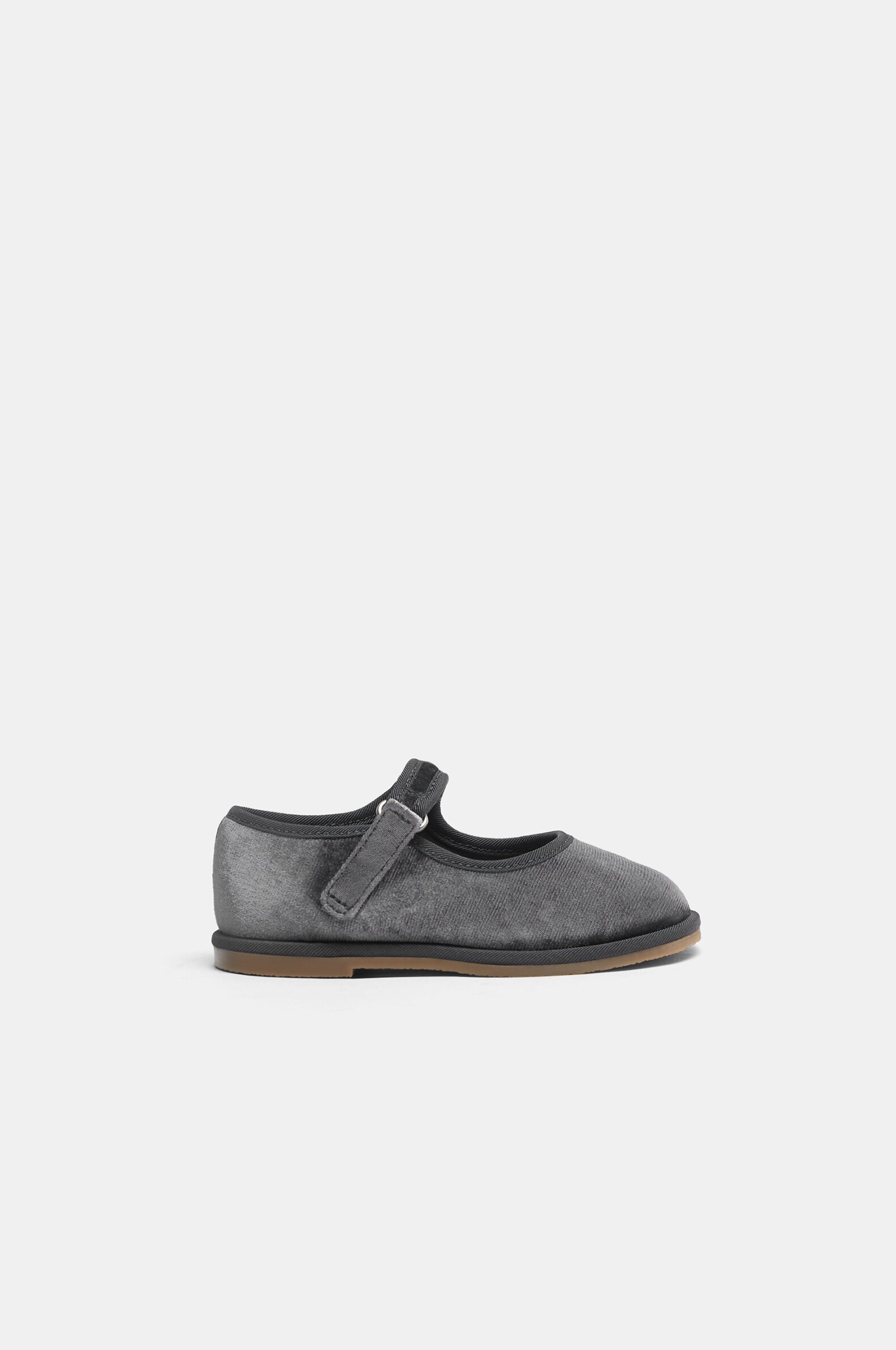 Velvet ballerinas
