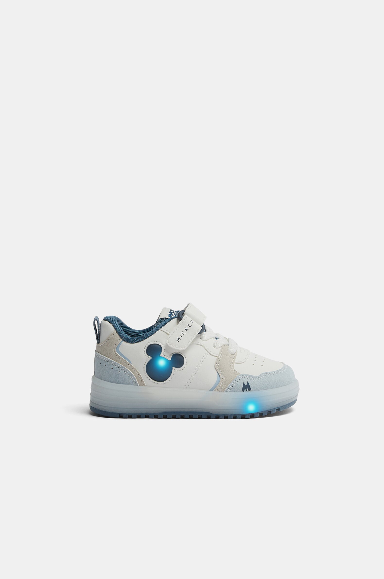 Mickey Mouse ©Disney sneakers with light detail