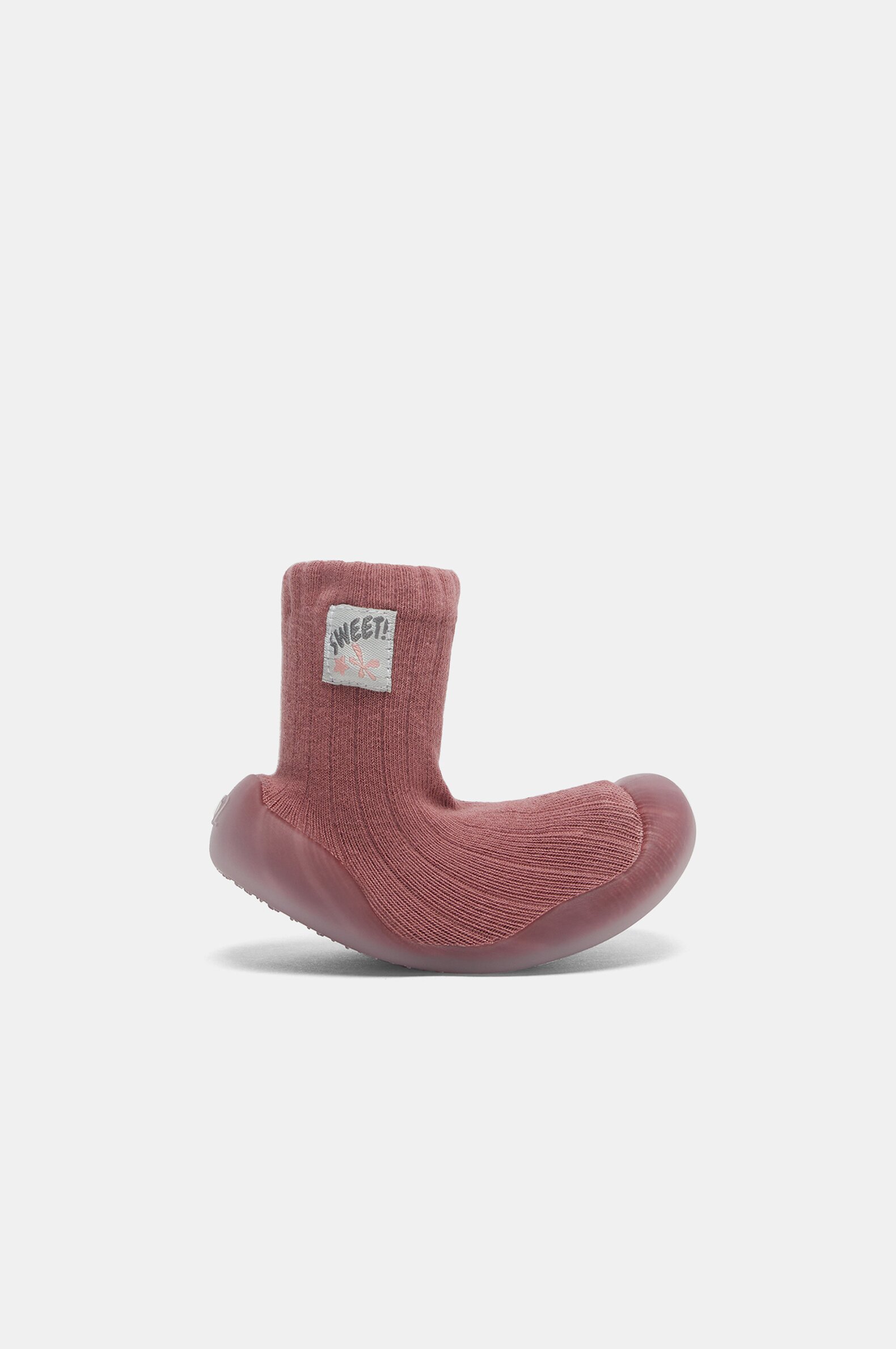 Ribbed sock-style slippers