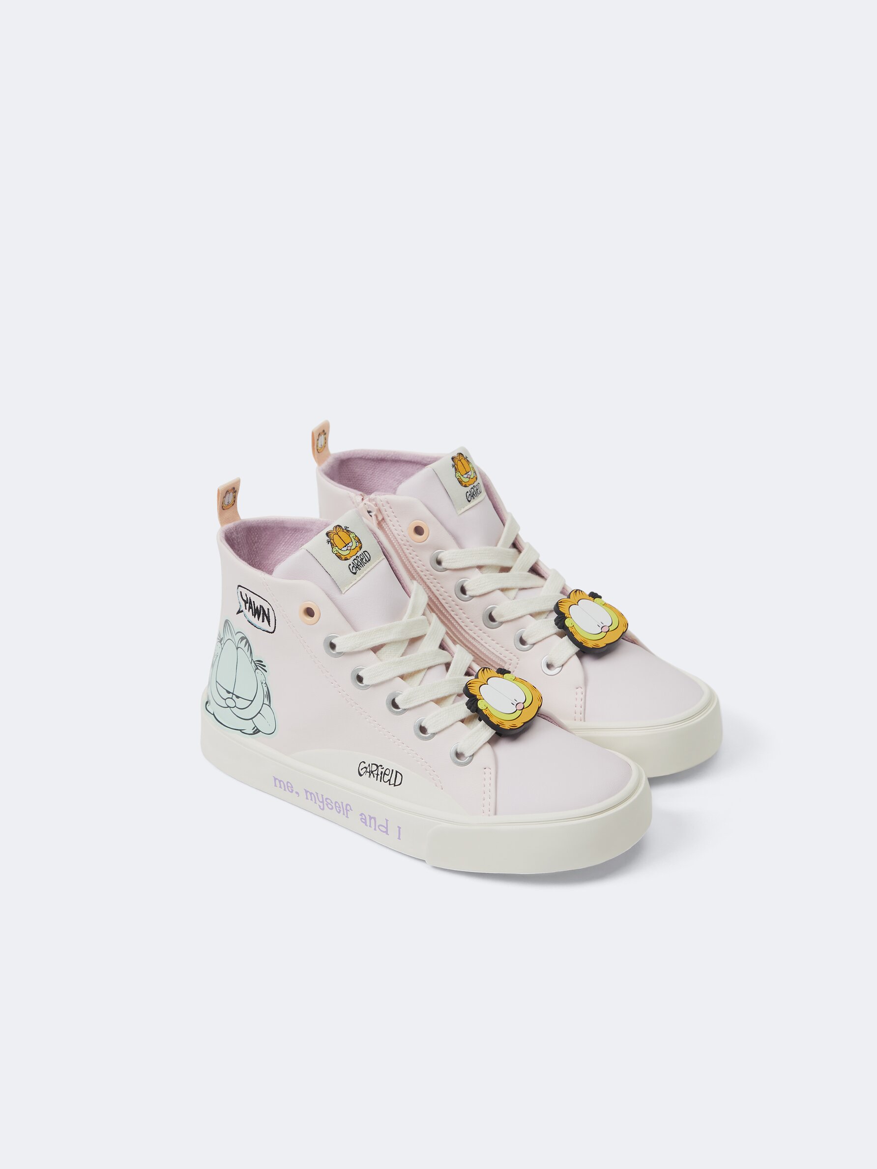GARFIELD HIGH-TOP SNEAKERS ©NICKELODEON