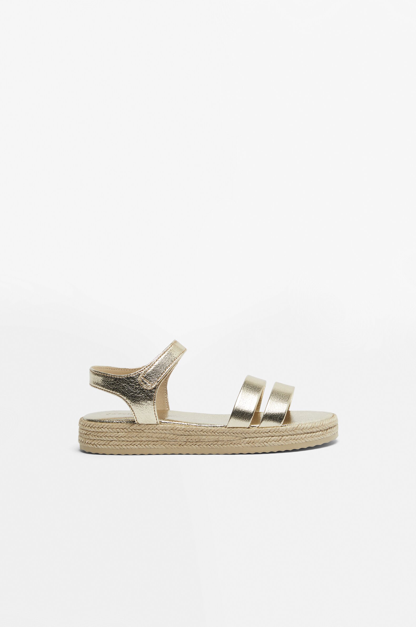 Laminated jute sandals