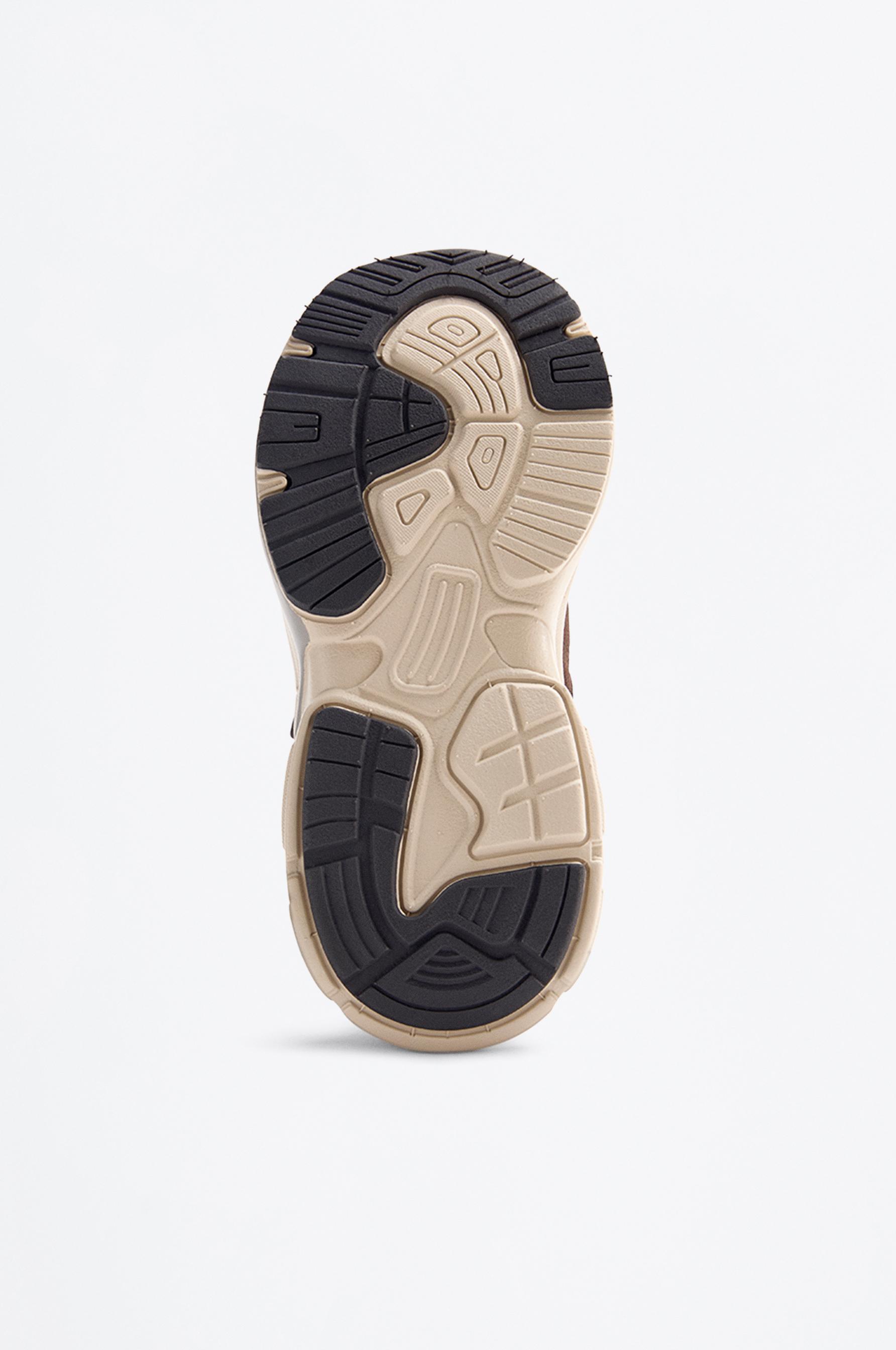 Multi-piece trainers — BROWN