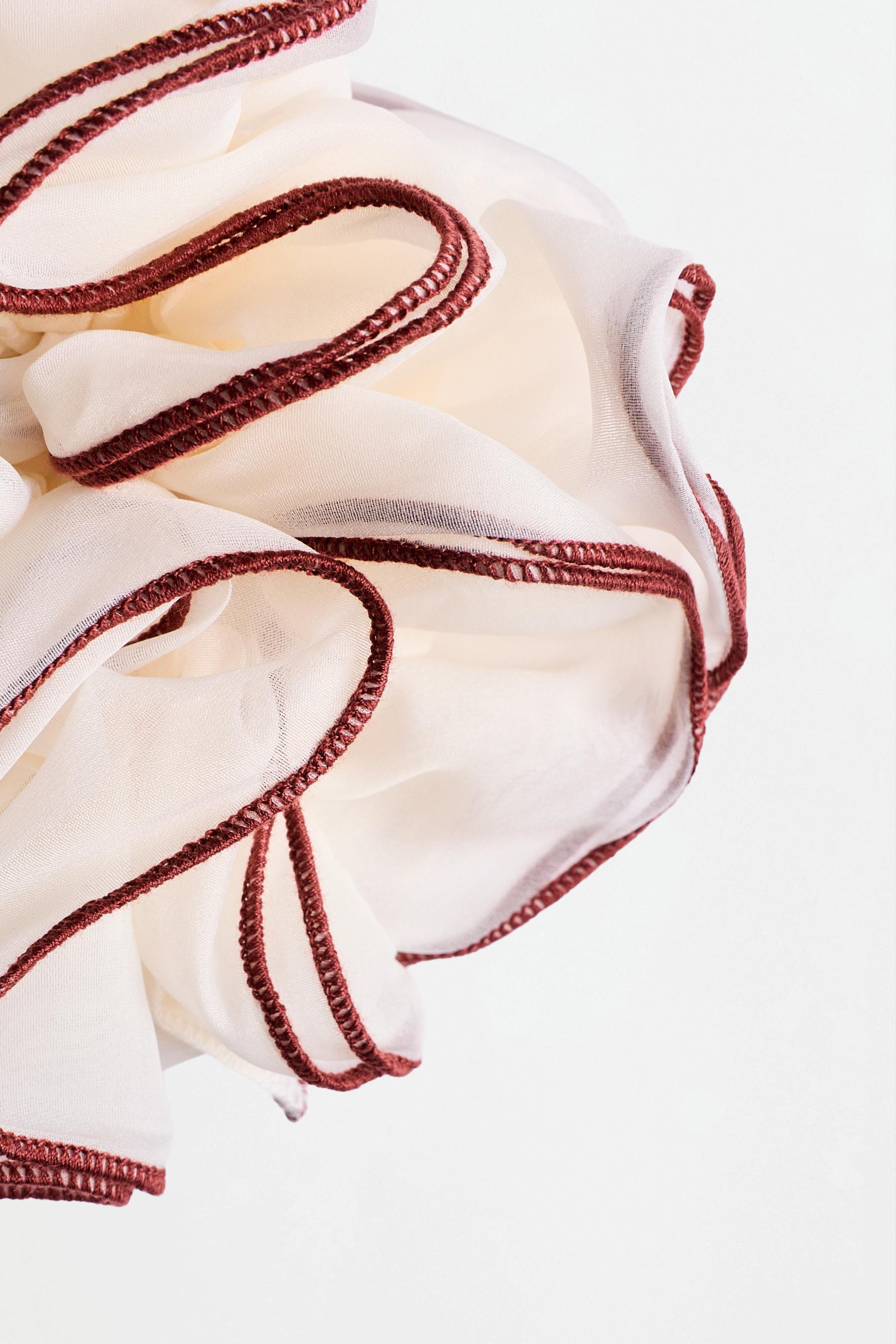XL scrunchie with piping — ECRU/YELLOW