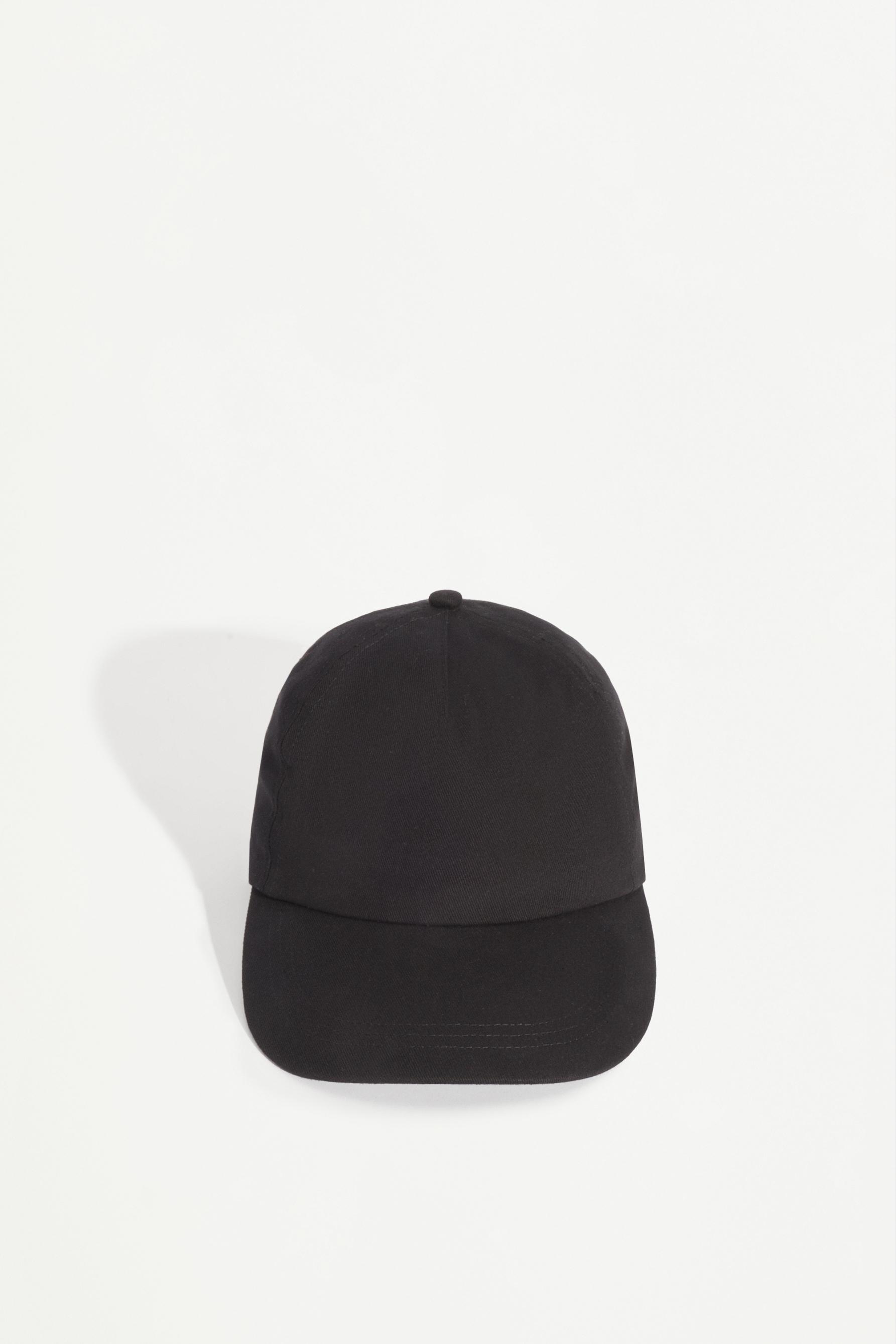 Basic cap — BLACK