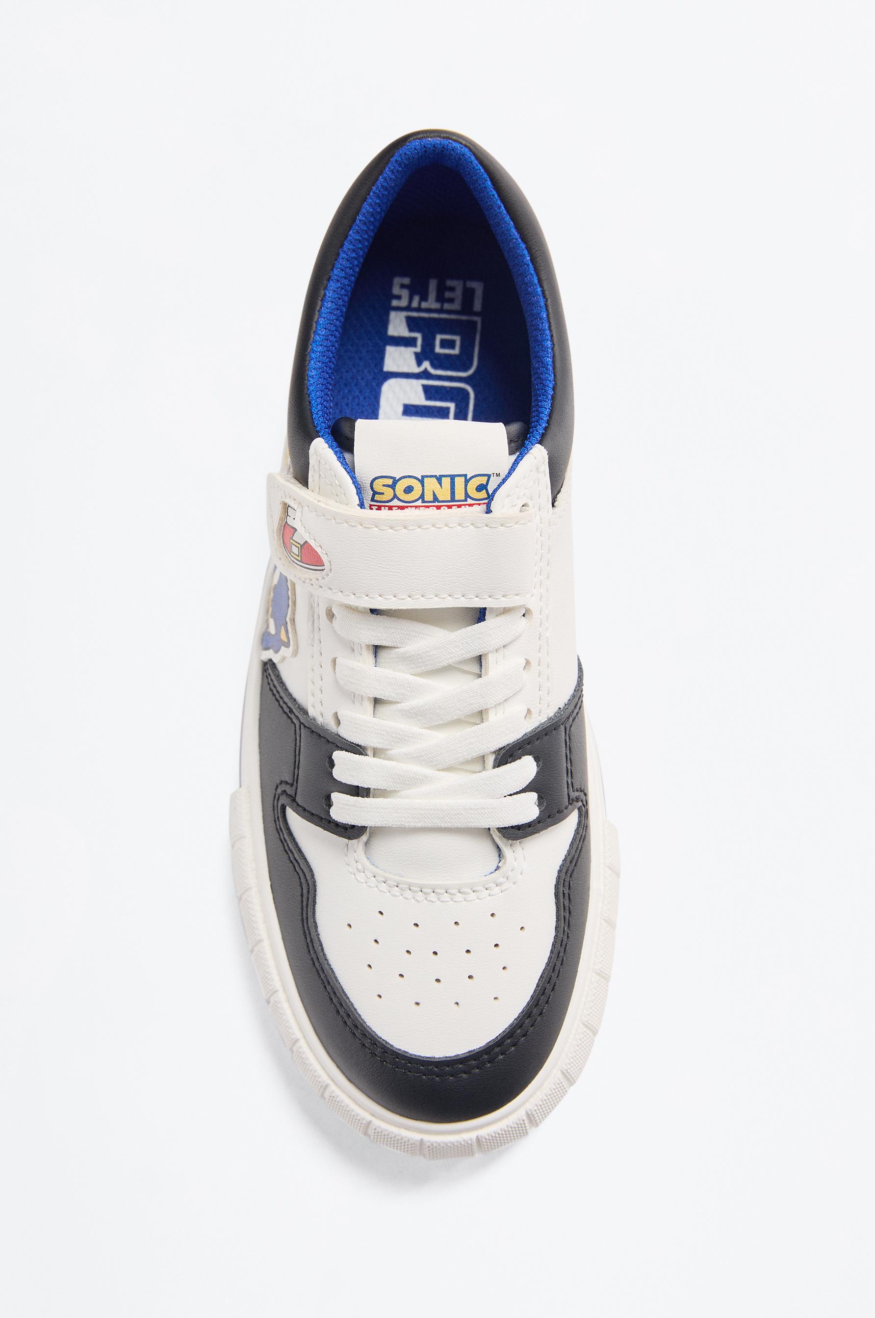 Sonic™ | Sega patch sneakers with thin sole — WHITE