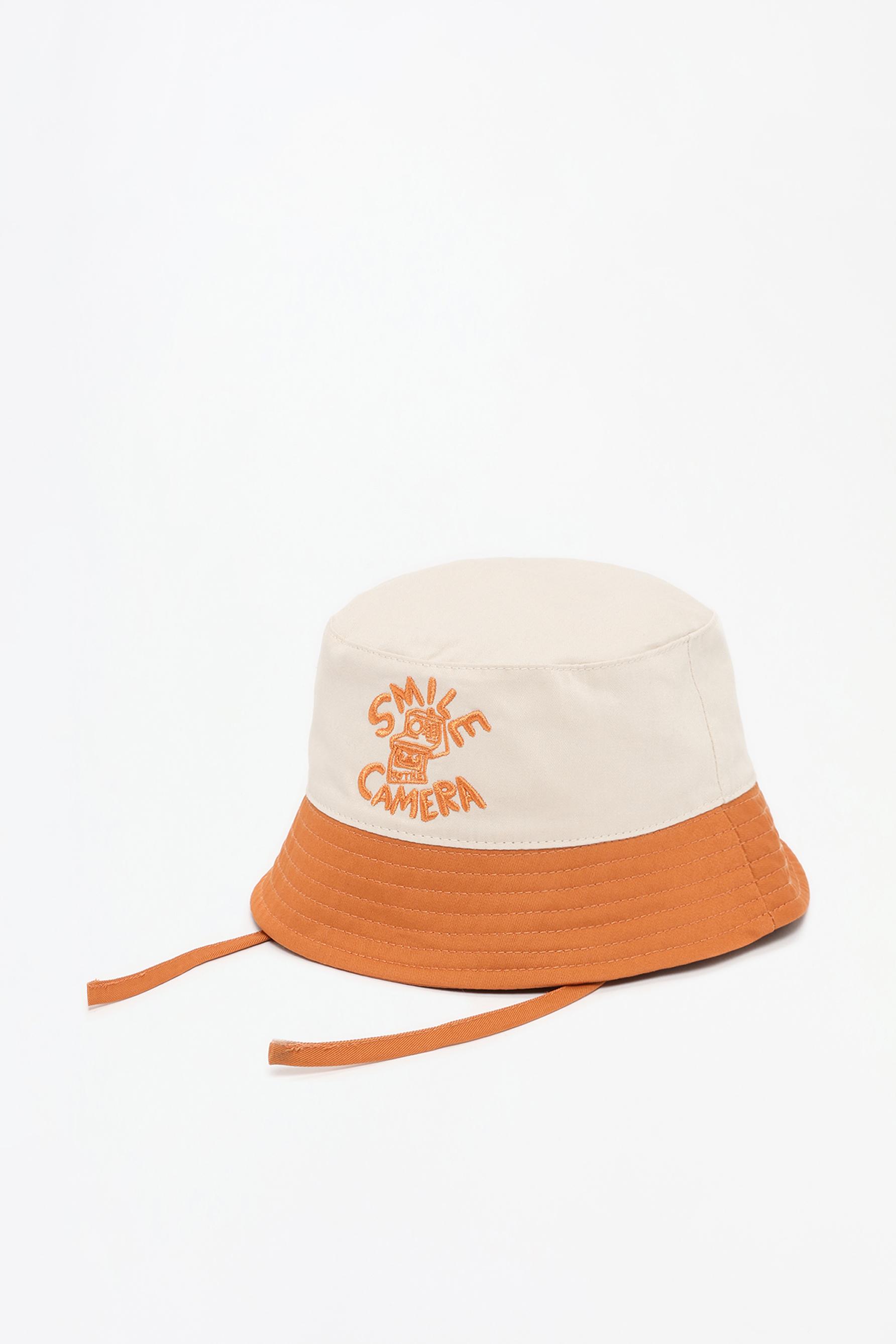Gorro bucket bordado