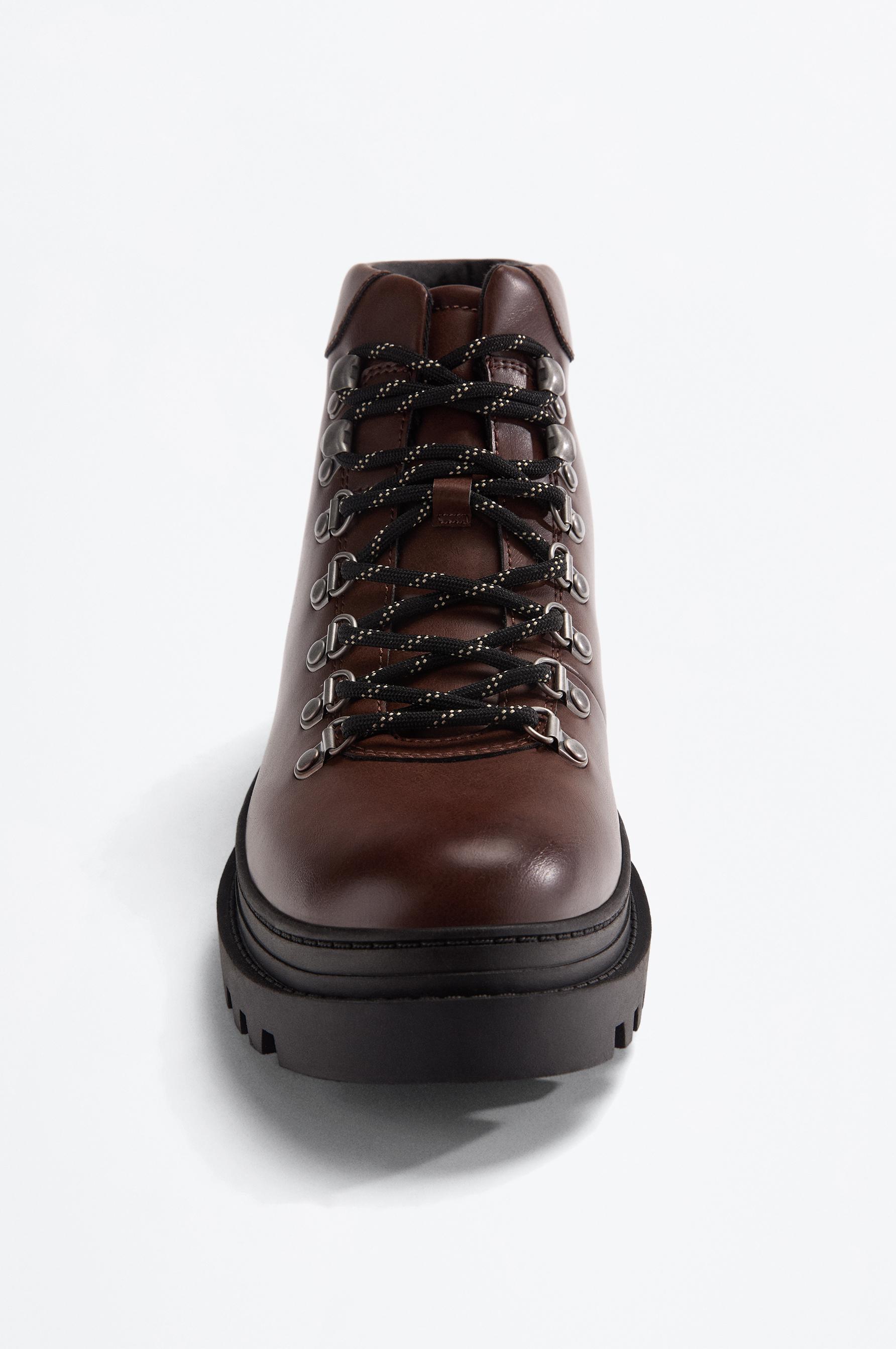 Lace-up hiking boots — BROWN