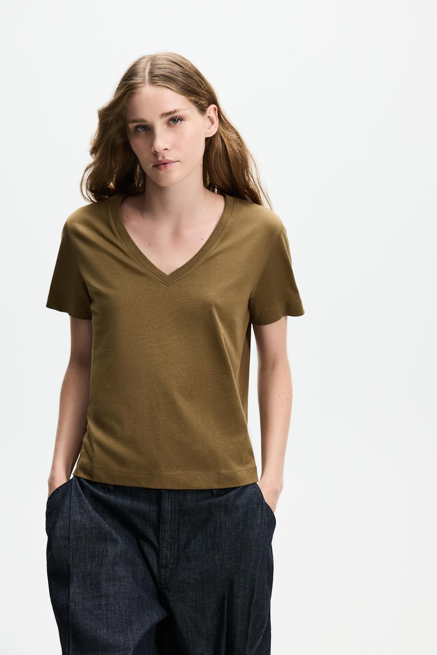 Basic V-neck T-shirt — GREENISH